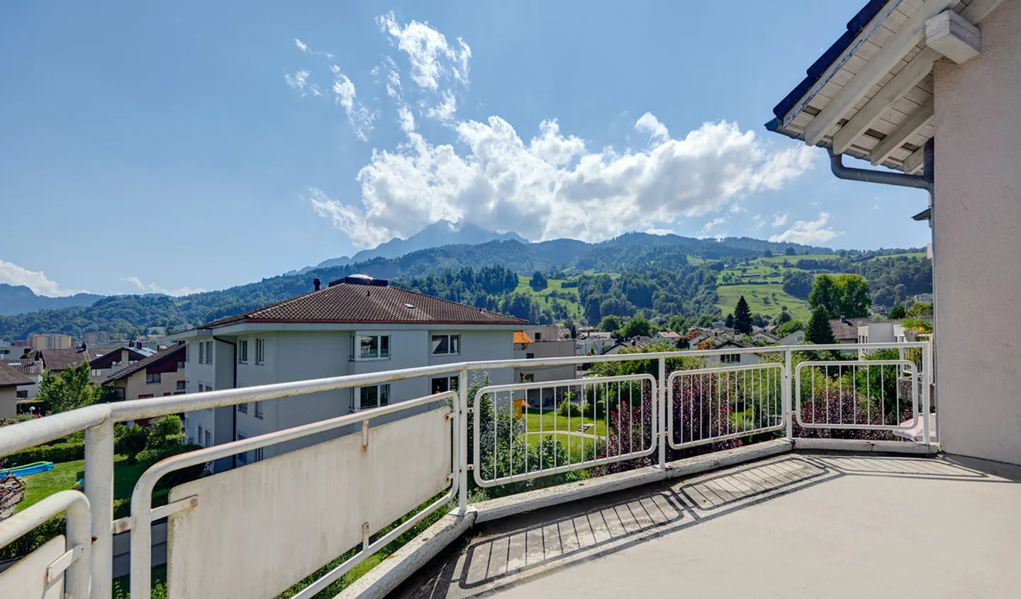 Espace pour idées : appartement de 4,5 pièces dans un quartier apaisé - Photo 6 sur 7