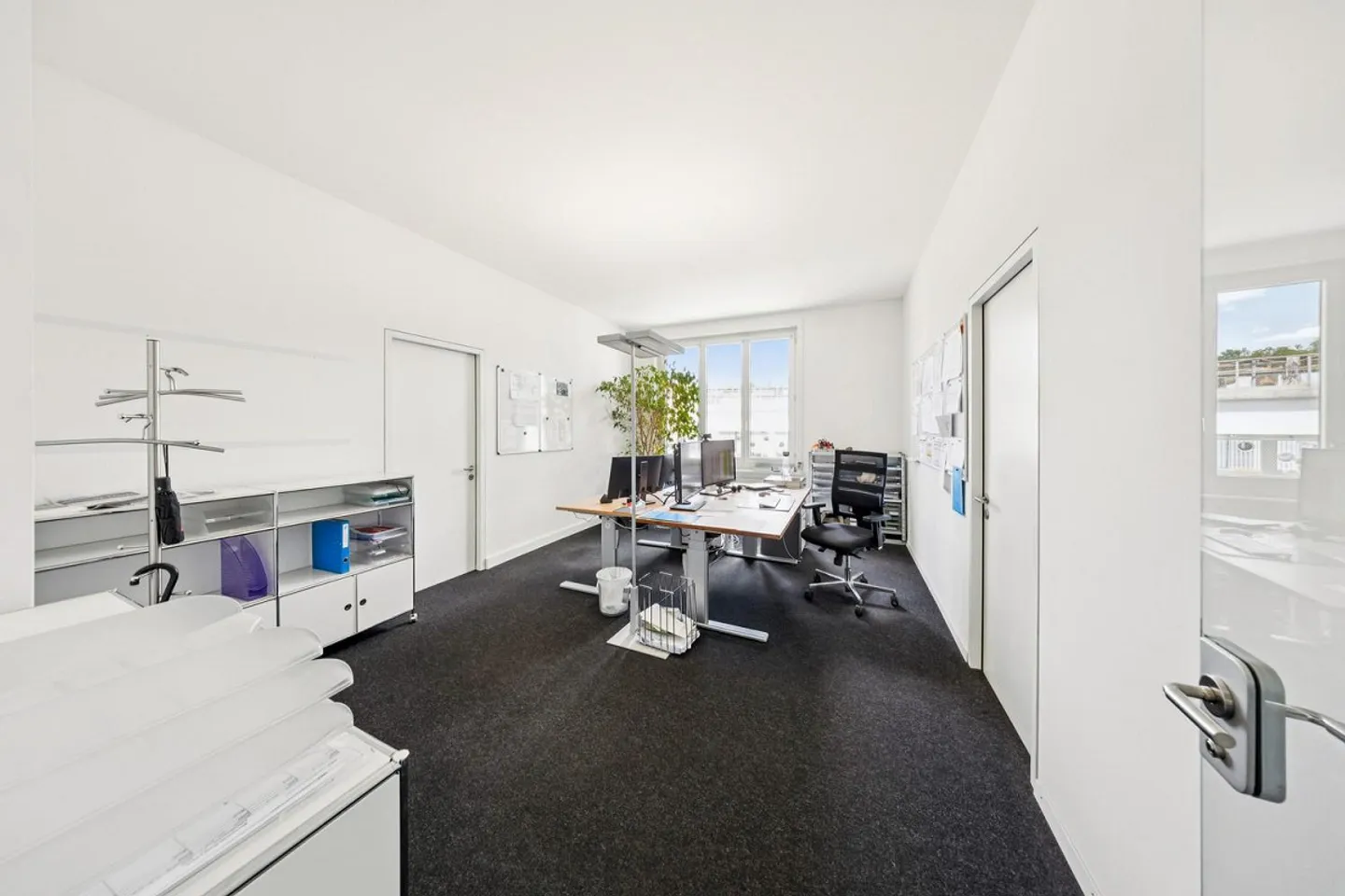 Spazio commerciale di 510 m2 - Foto 4 di 13