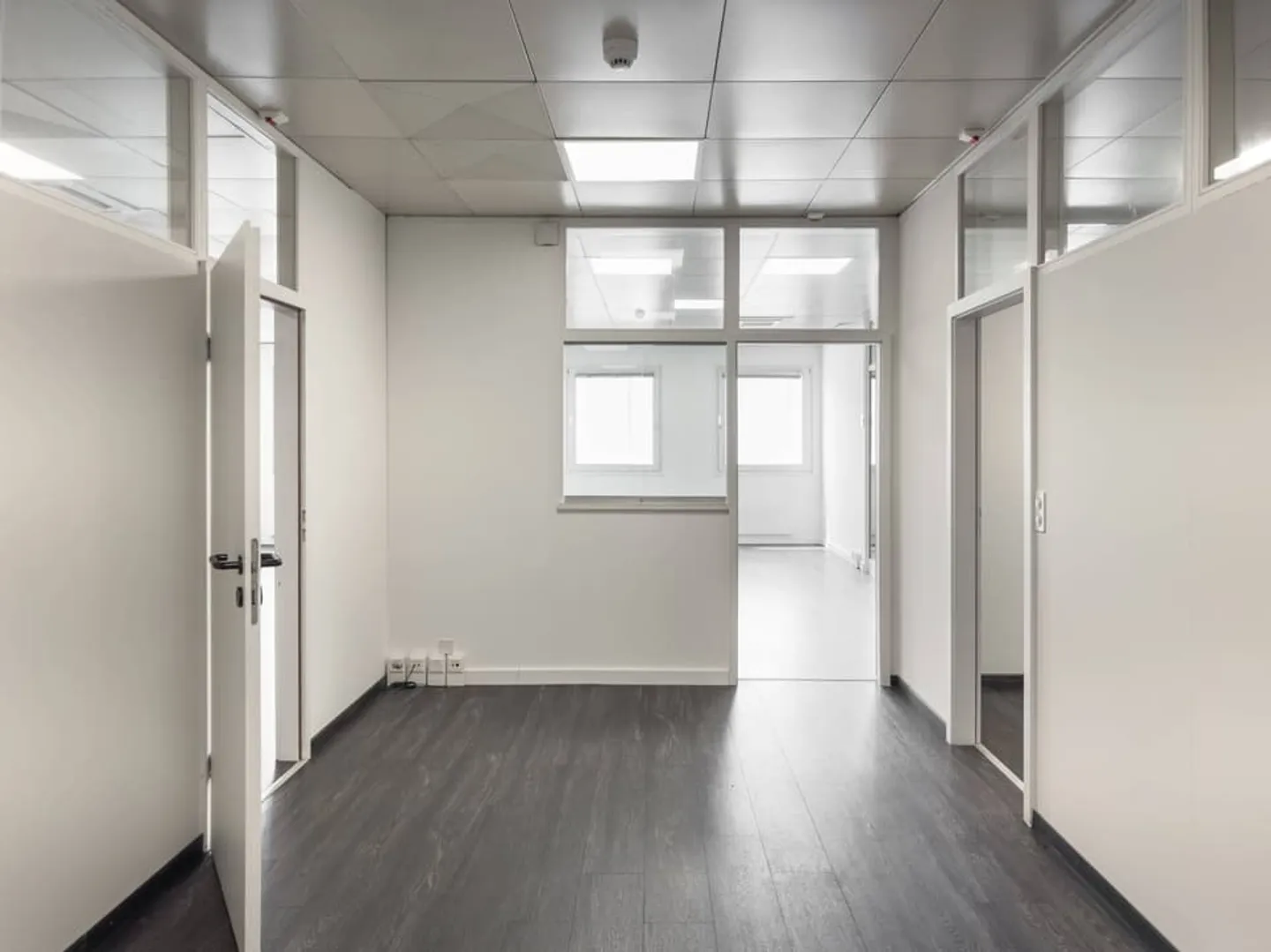 Büro-/Werkstattfläche von 337m2 in Satigny - Foto 5 von 11