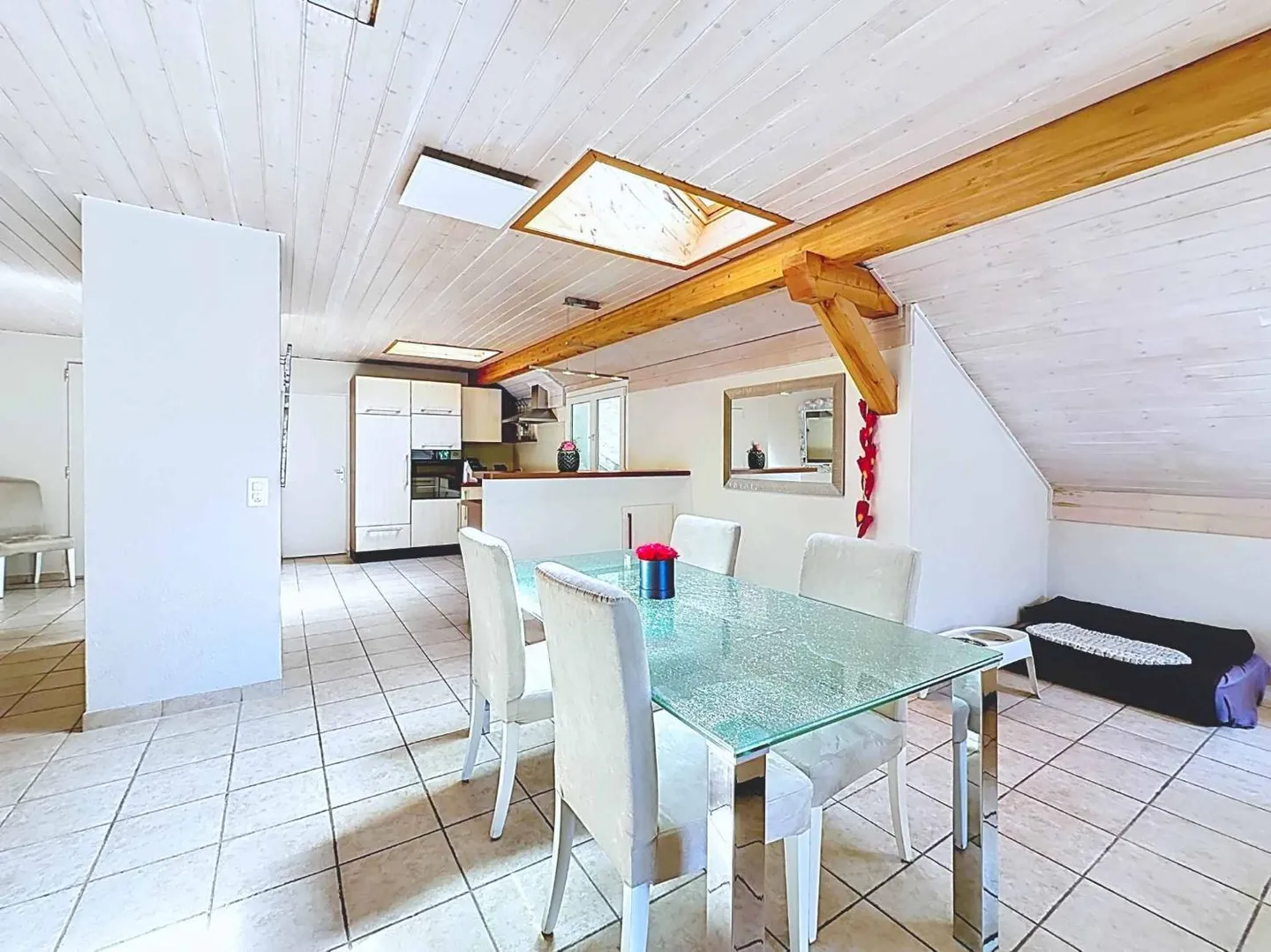 Appartamento con 4,5 stanze nel pittoresco villaggio di Brent - Foto 5 di 11