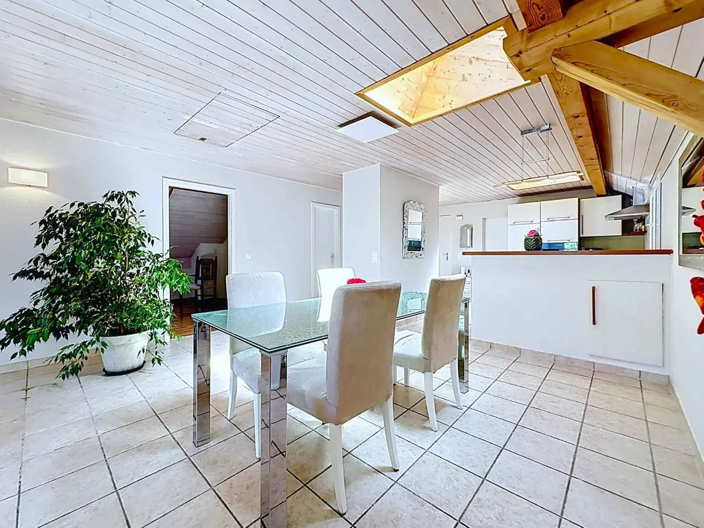 Appartamento con 4,5 stanze nel pittoresco villaggio di Brent - Foto 6 di 11