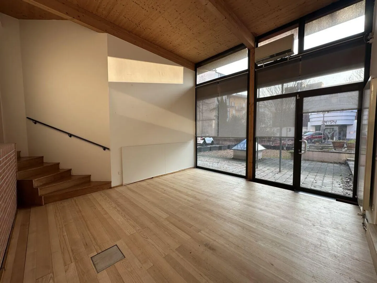 Modernes Raumgeschäft - Foto 1 von 4