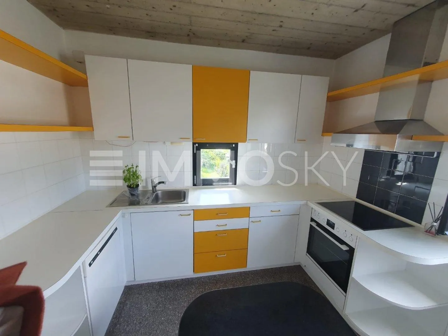 Various Generations Under One Roof - Photo 3 of 5