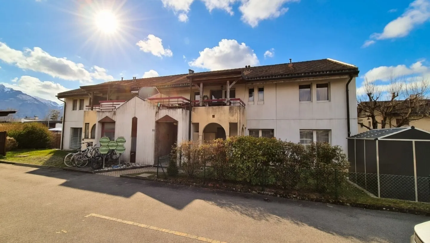 Appartamento di due e mezzo locali con giardino - Foto 1 di 6