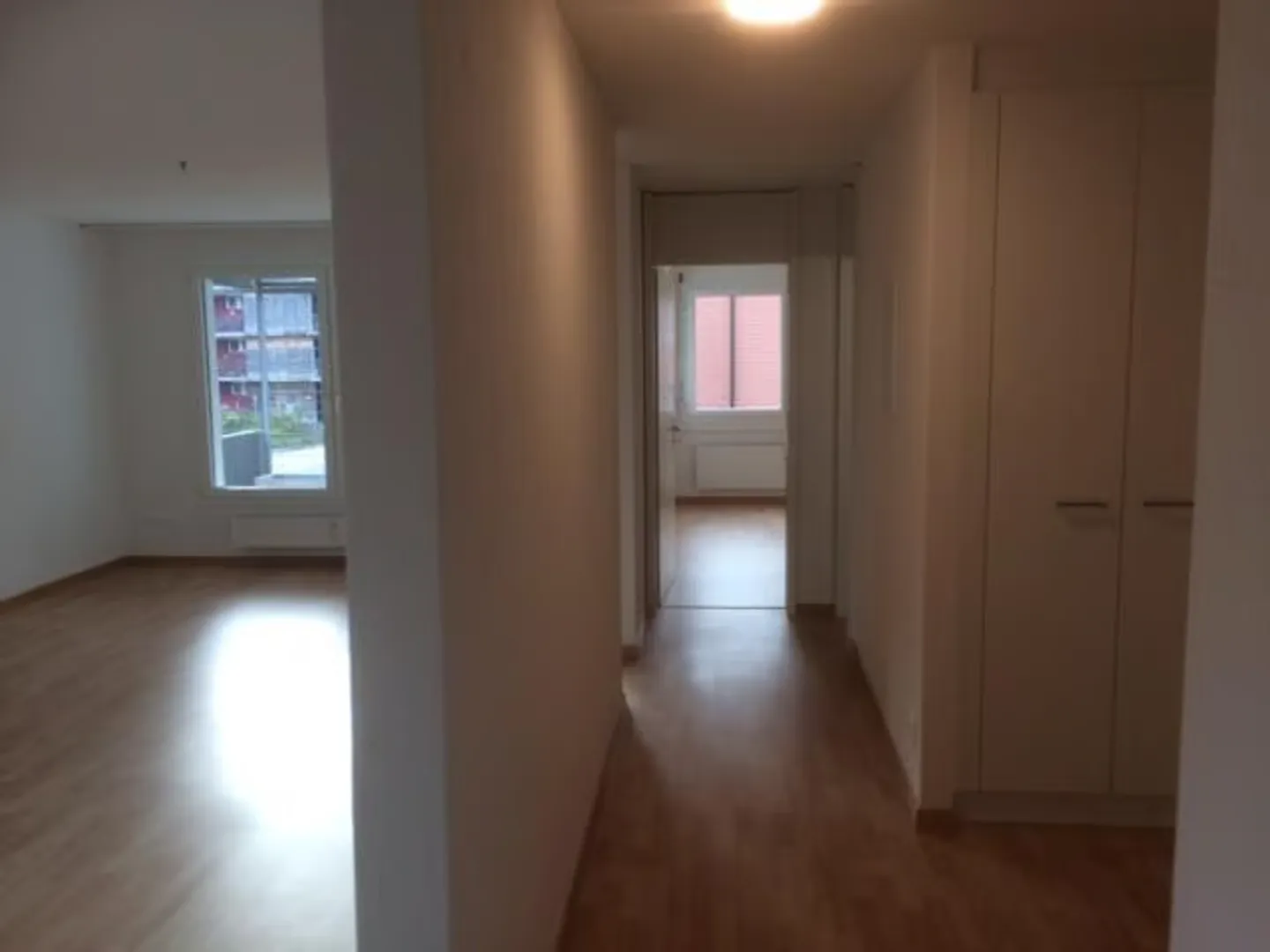 Grosszügige 2.5-Zimmerwohnung - Foto 4 von 8