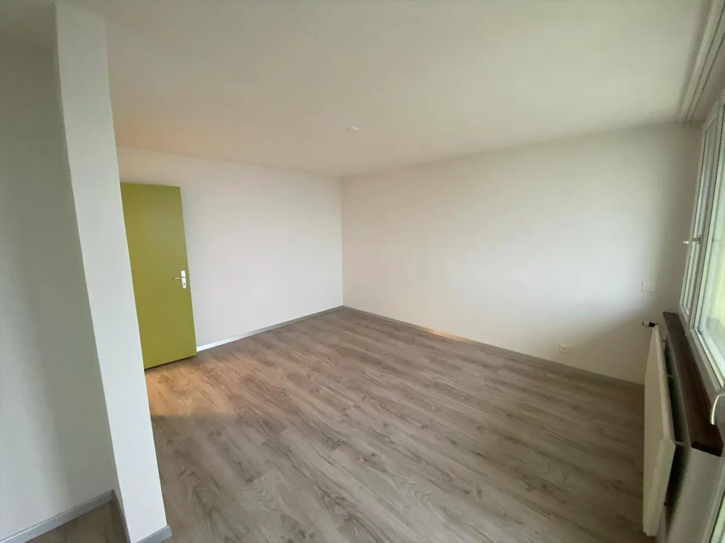 In affitto: appartamento adattato di 2,5 stanze con balcone (chiave 43) - Foto 3 di 9