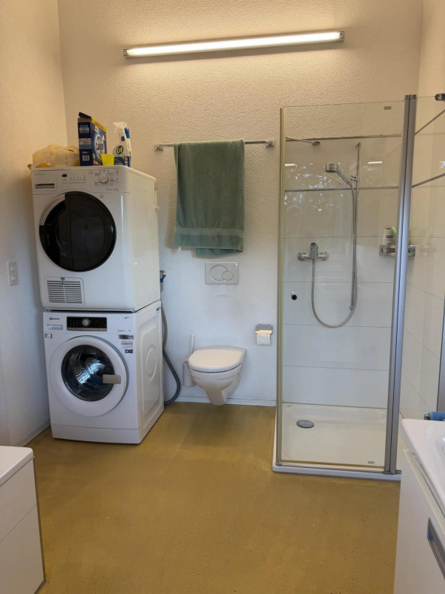Proprietà commerciale con appartamento - Foto 11 di 17