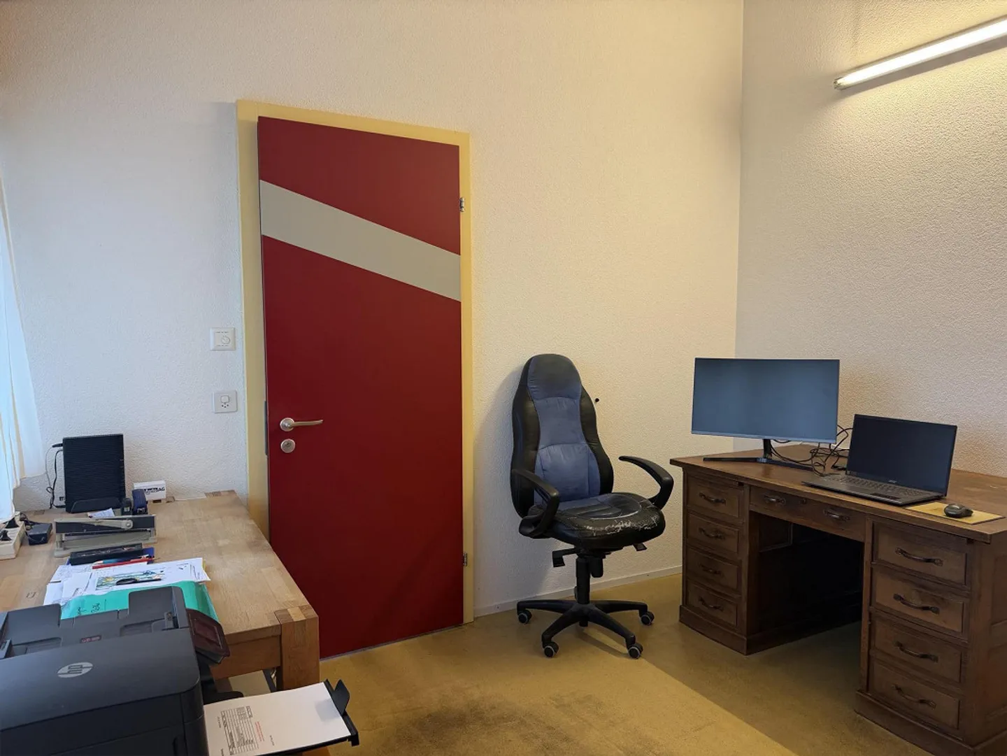 Proprietà commerciale con appartamento - Foto 9 di 17