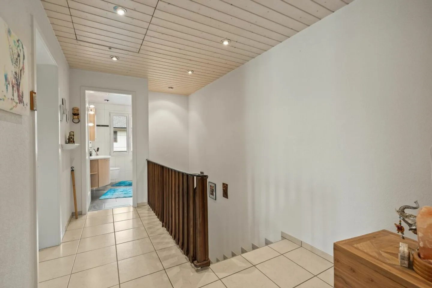 Maison de ville bien entretenue avec jardin, atelier, garage et beaucoup de potentiel - Photo 6 sur 19