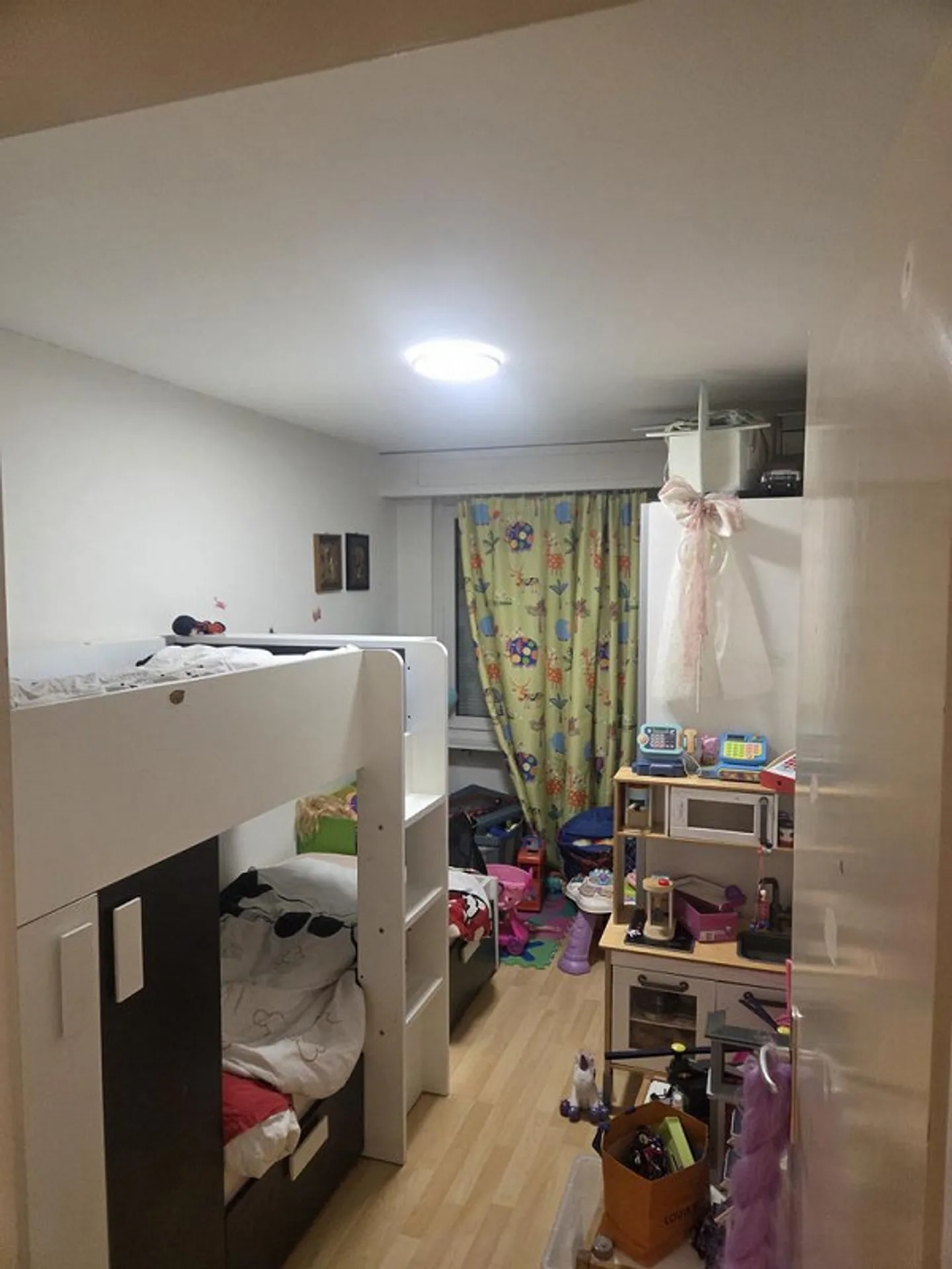 Appartement dans un endroit calme - Photo 6 sur 8