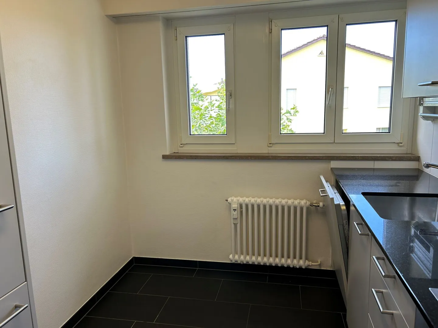 Appartamento affascinante con 3 camere in un quartiere tranquillo - Foto 3 di 9