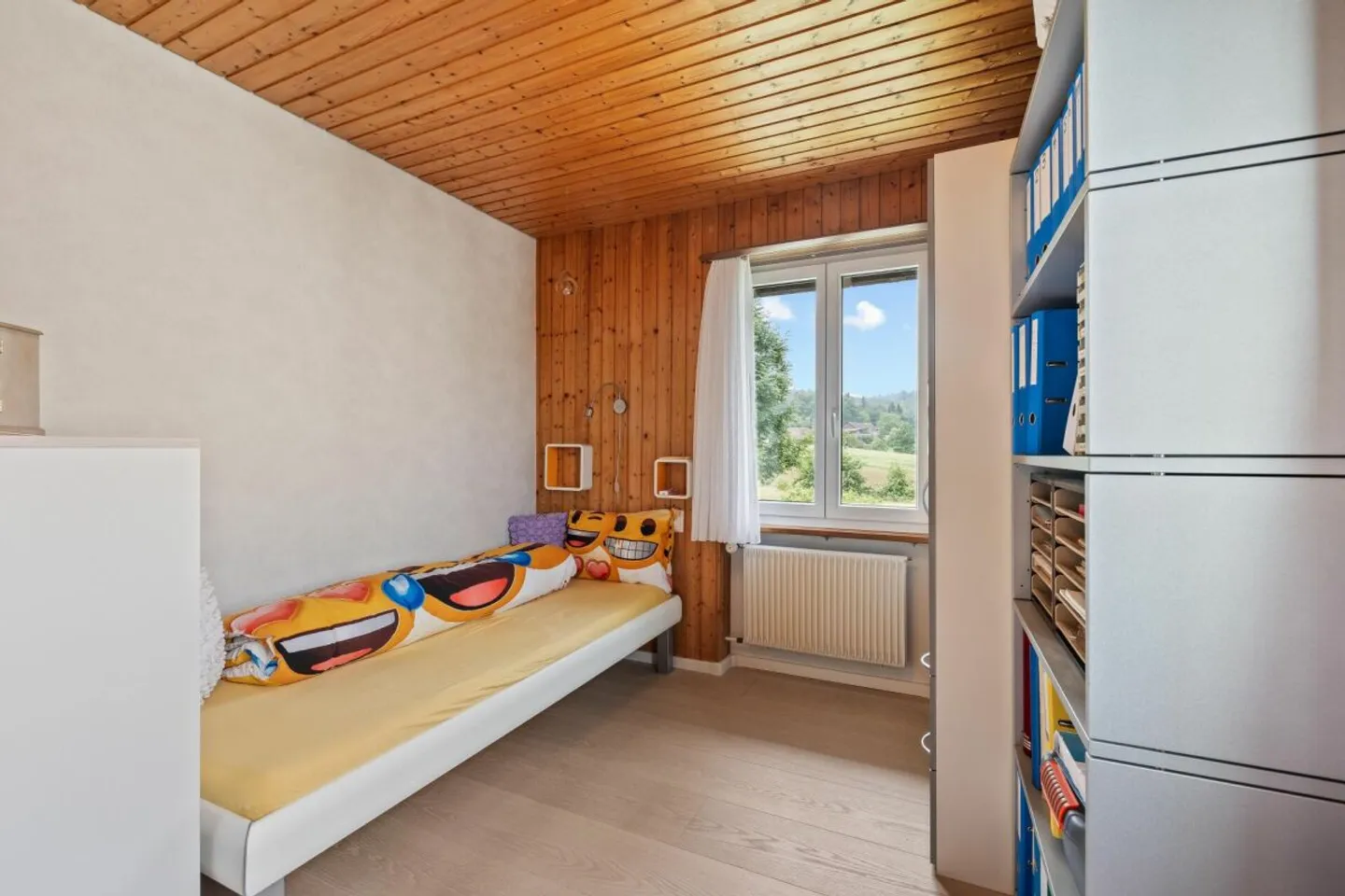 Maison de ville bien entretenue avec jardin, atelier, garage et beaucoup de potentiel - Photo 9 sur 19