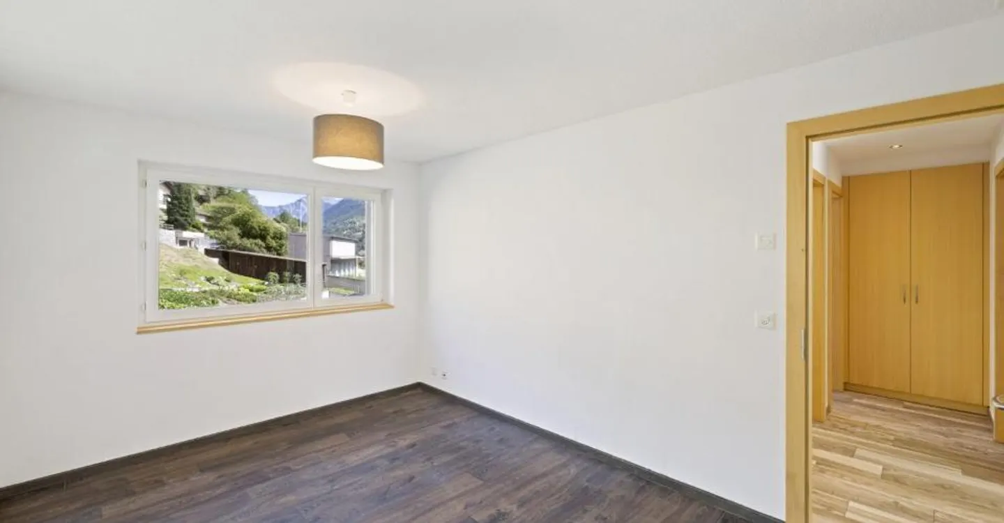 Geräumige 3-Zimmer 1-2 Erdgeschosswohnung von 107 m² - Foto 12 von 13