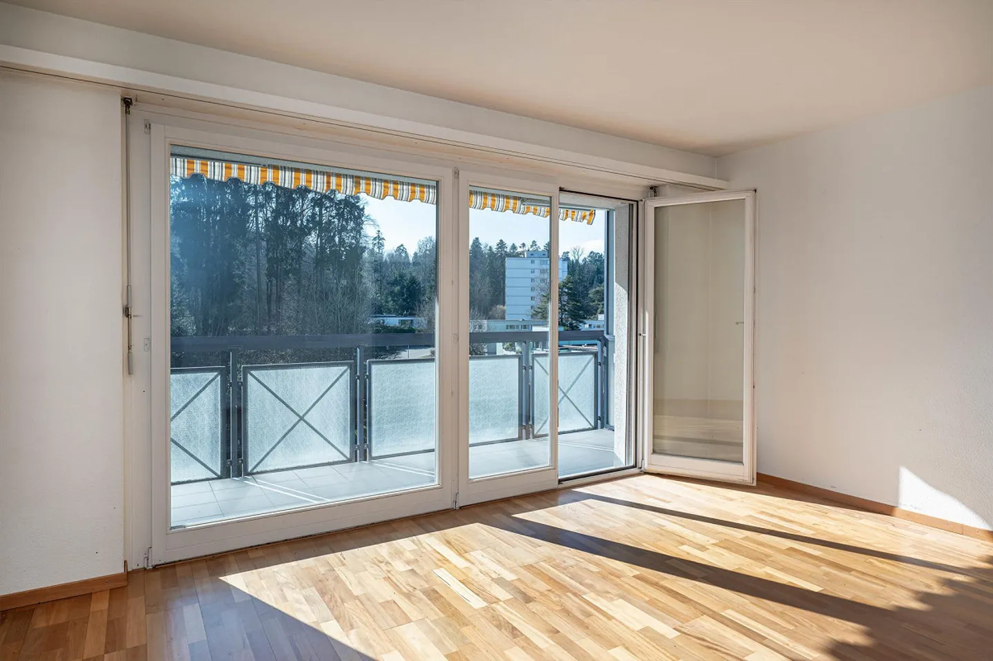 Vivere al confine della foresta con vista sul verde - Foto 11 di 13