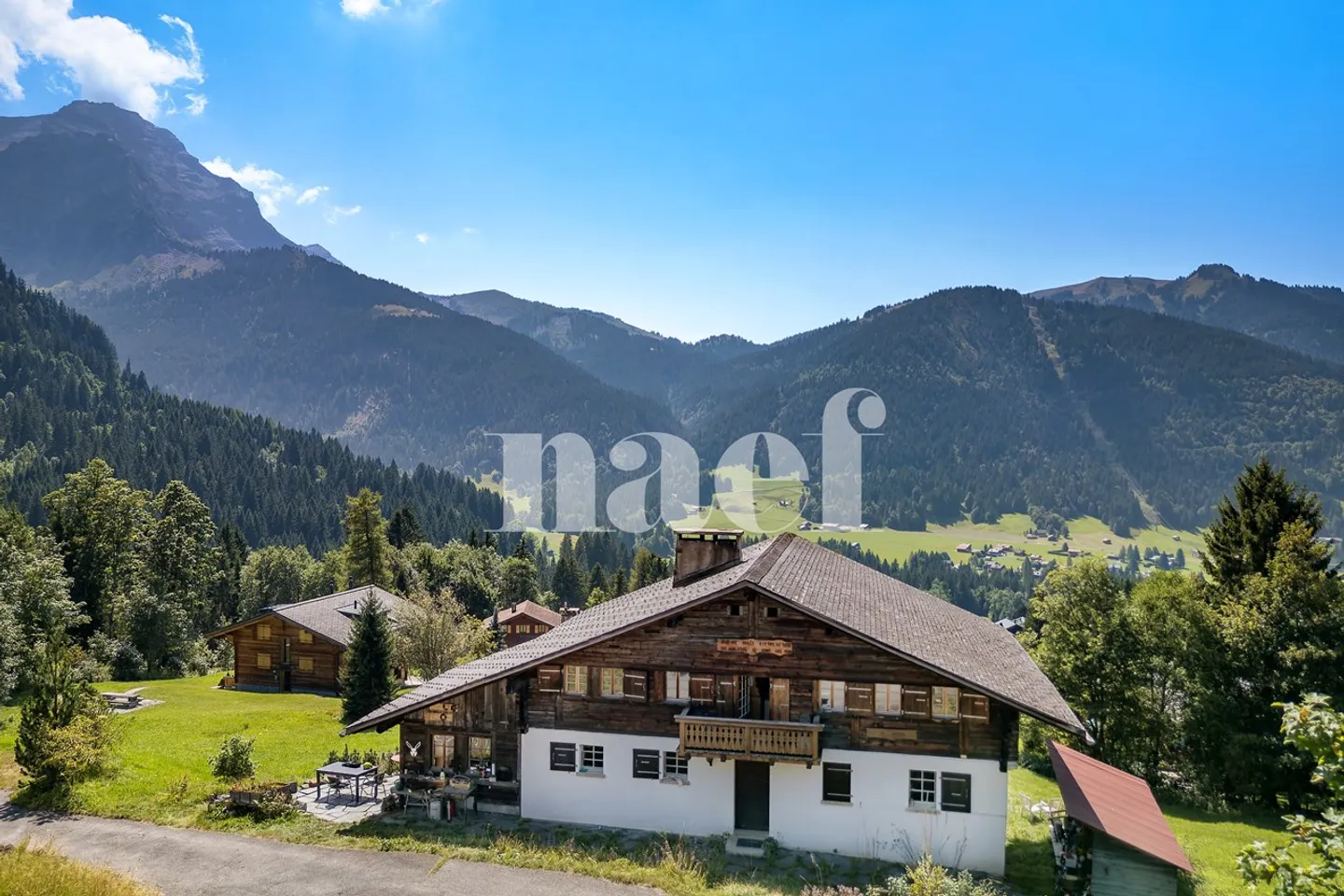 «Wunderschönes Chalet mit Charakter» - Foto 2 von 11