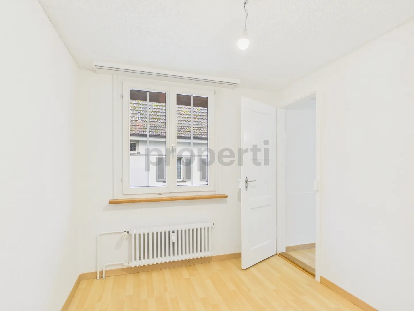 Newly renovated 6-room terraced house with large basement, Ermatingen - Photo 6 of 11