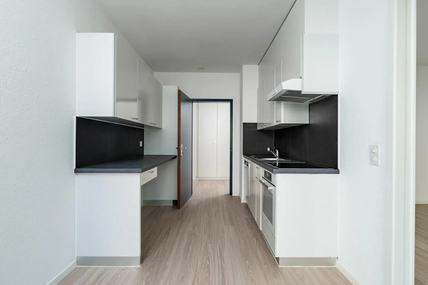 2100, Via Pizzo di Claro 19, appartement 332 - Photo 4 sur 11