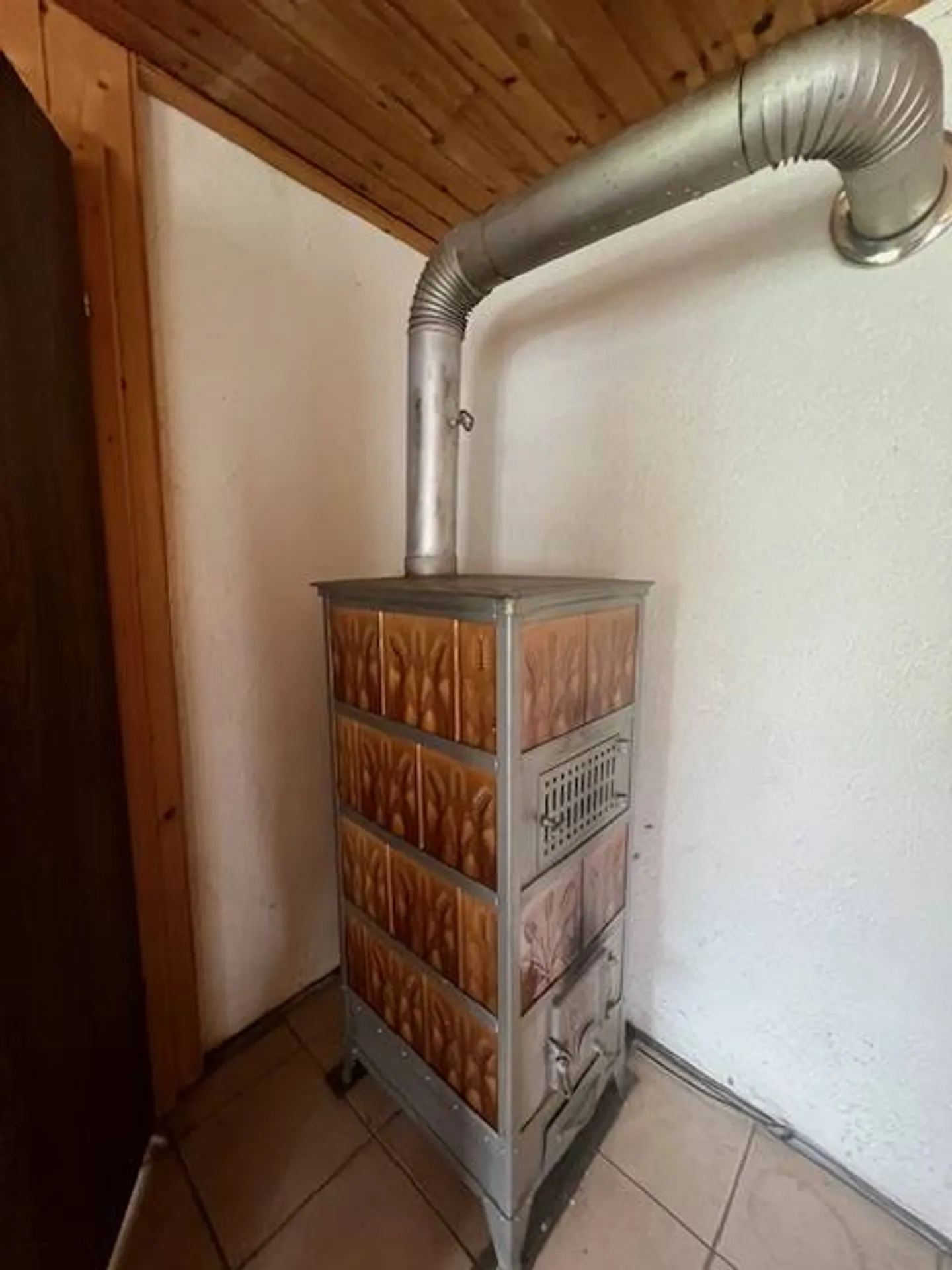 Proprietà maestosa con 22 camere, grande giardino recintato, piccolo angolo di foresta - Foto 8 di 13