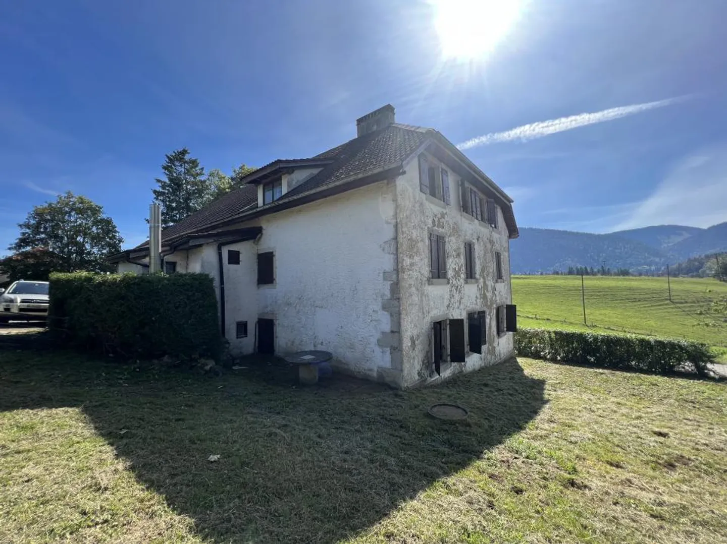 Proprietà maestosa con 22 camere, grande giardino recintato, piccolo angolo di foresta - Foto 3 di 13