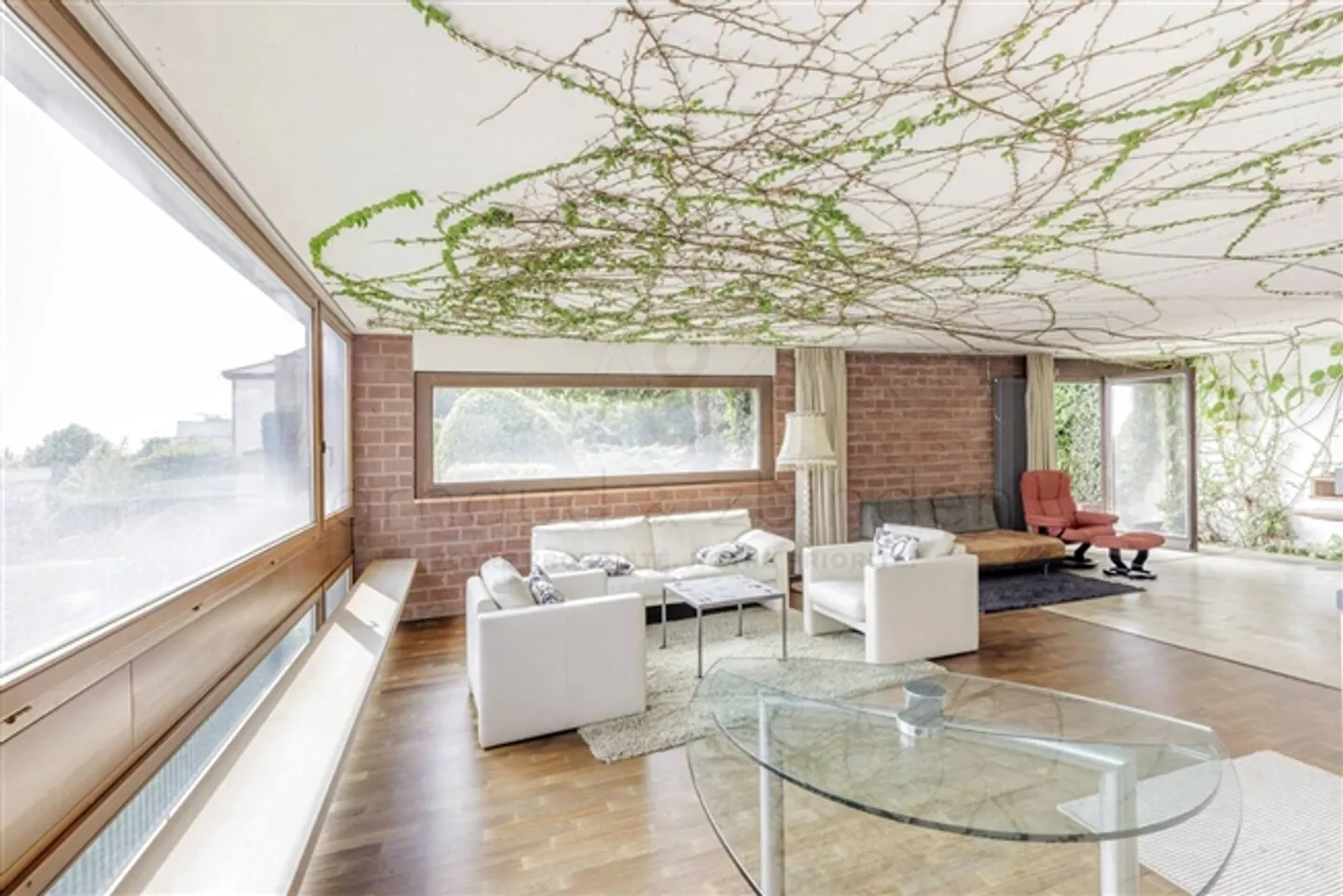 «Prächtige zeitgenössische Villa» - Foto 2 von 7