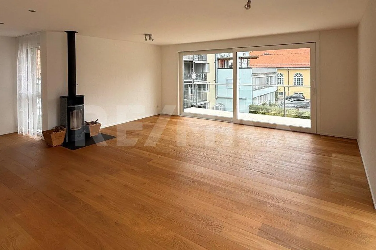 Una casa per sentirsi bene - Vita moderna a Interlaken - Foto 1 di 9