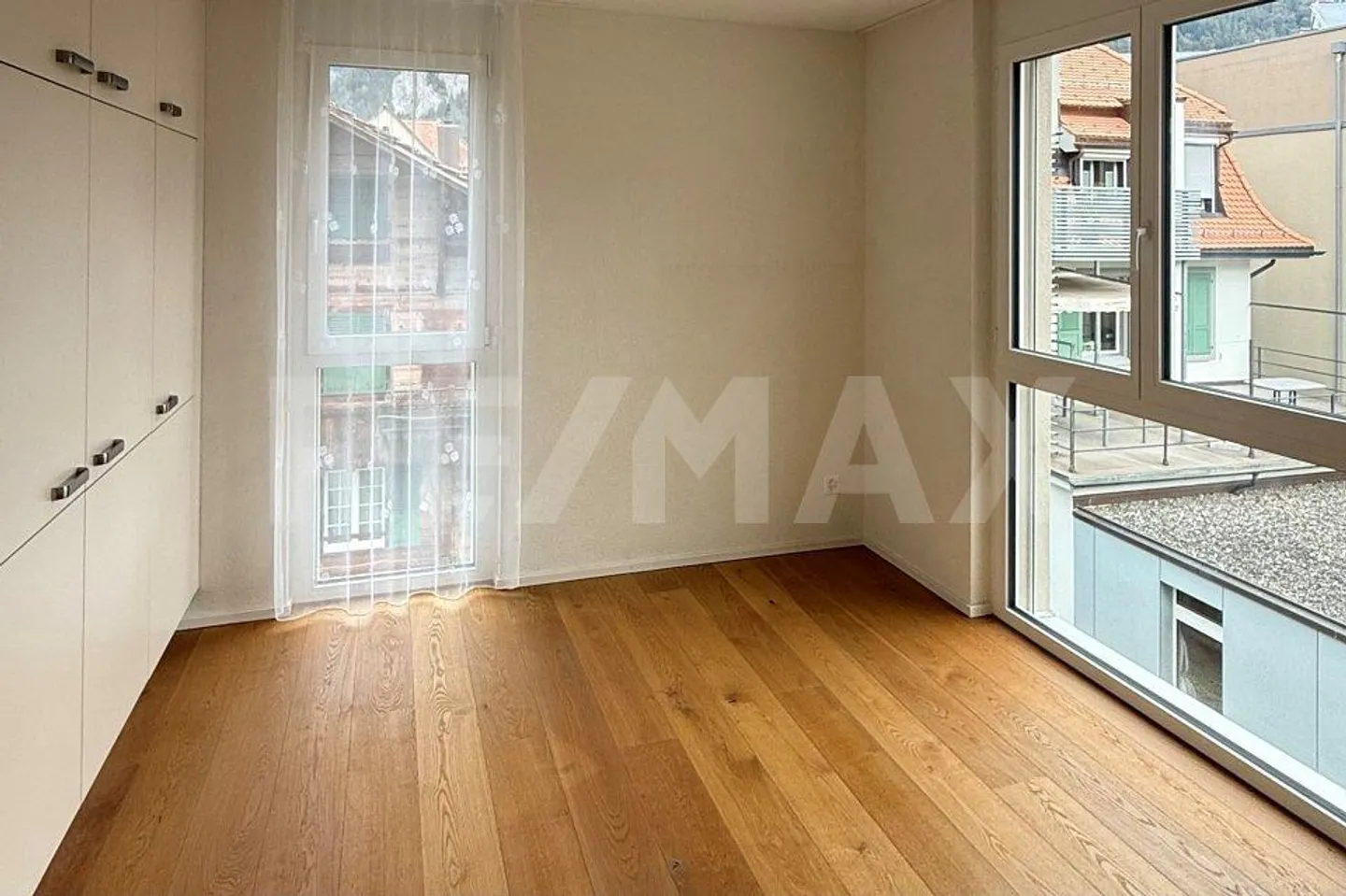 Una casa per sentirsi bene - Vita moderna a Interlaken - Foto 3 di 9