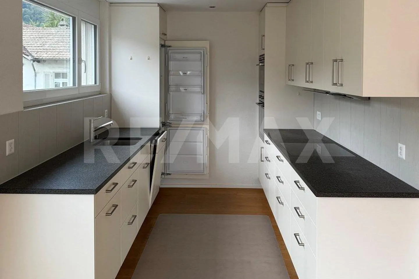 Una casa per sentirsi bene - Vita moderna a Interlaken - Foto 2 di 9