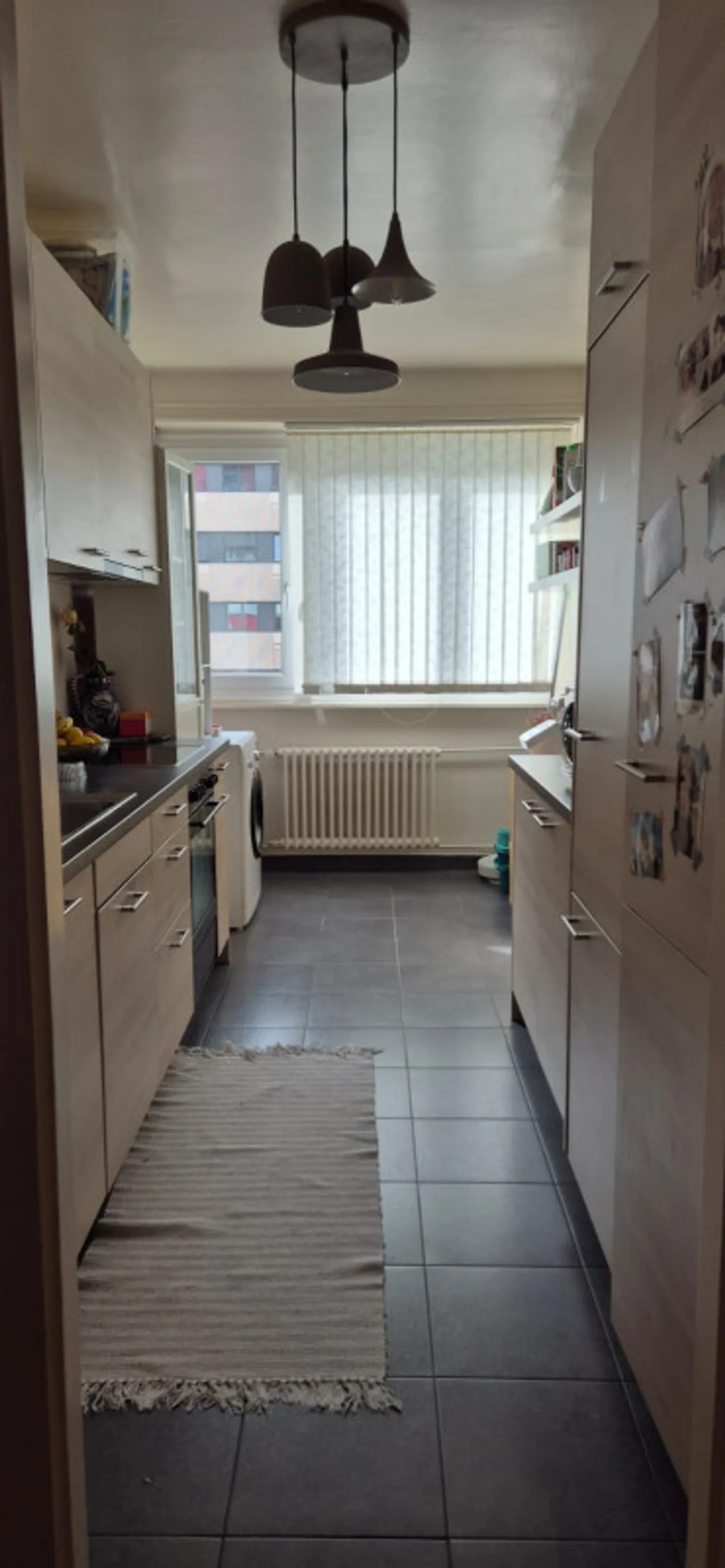 GENF ZENTRUM - 4 ZIMMER MIT BALKON & GESCHLOSSENEM GARAGE - Foto 4 von 6