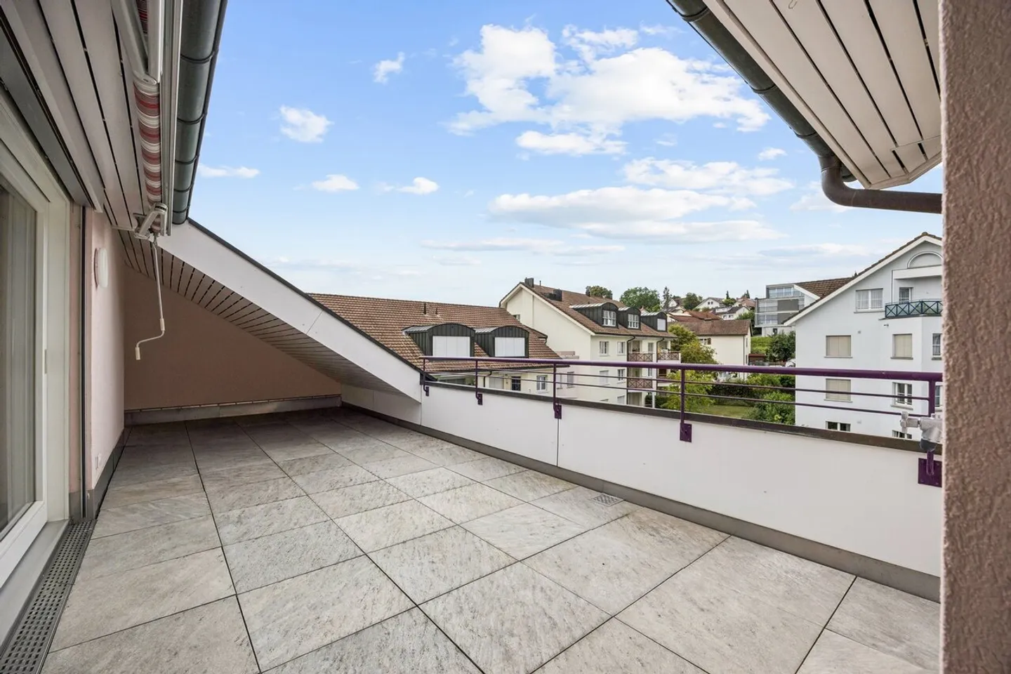 First rental after renovation - attractive penthouse apartment - Photo 9 of 10