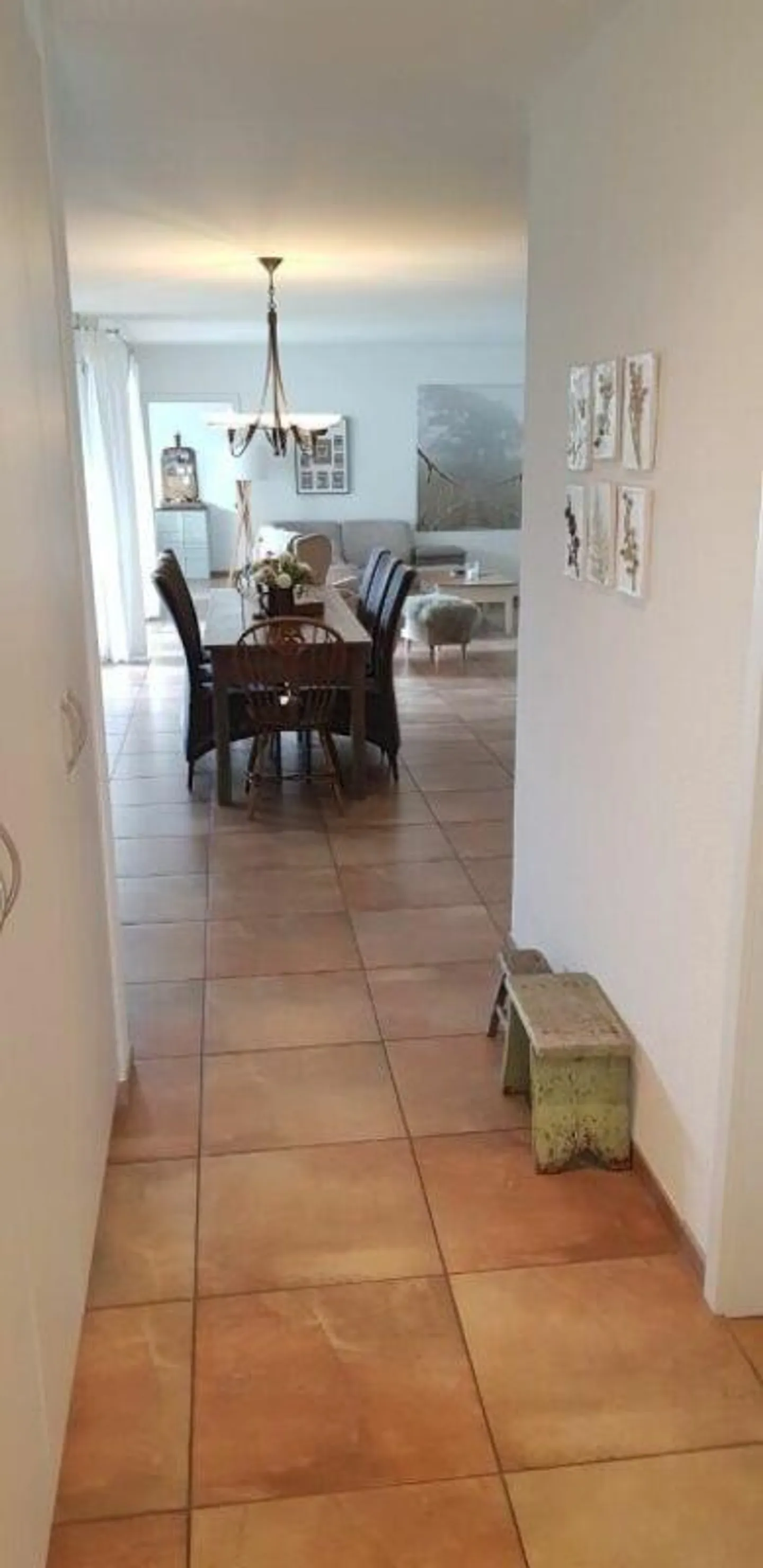 4.5-room condominium with two balconies and underground parking space - Photo 6 of 19