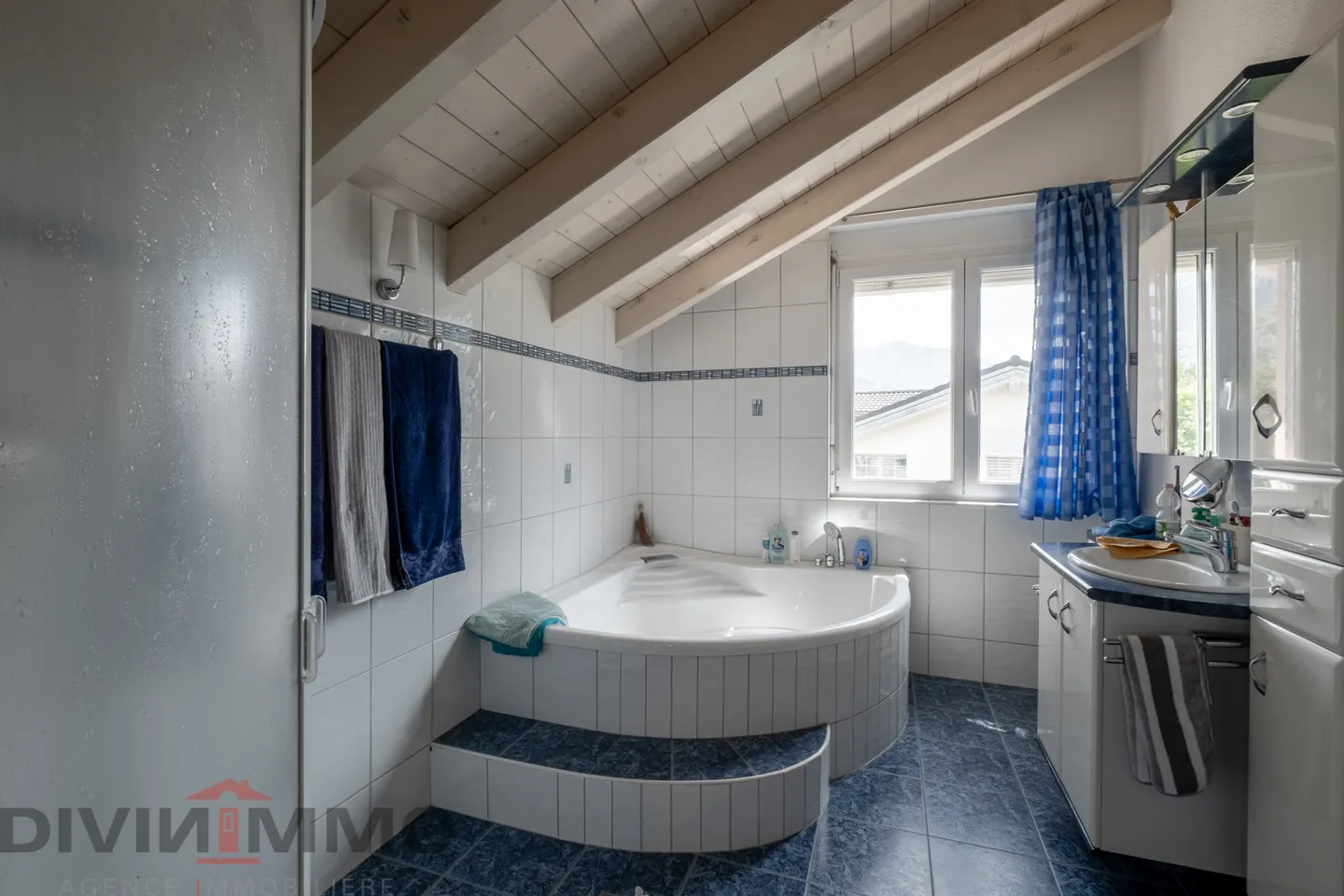 Beautiful 5.5-room villa with a room/bedroom with kitchen - Photo 11 of 18