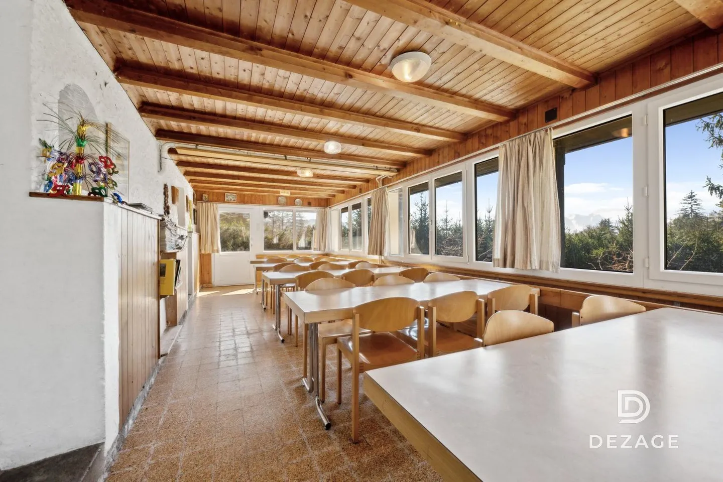 Magnificent House for Renovation in the Heart of a Preserved Natural Landscape - Photo 6 of 12