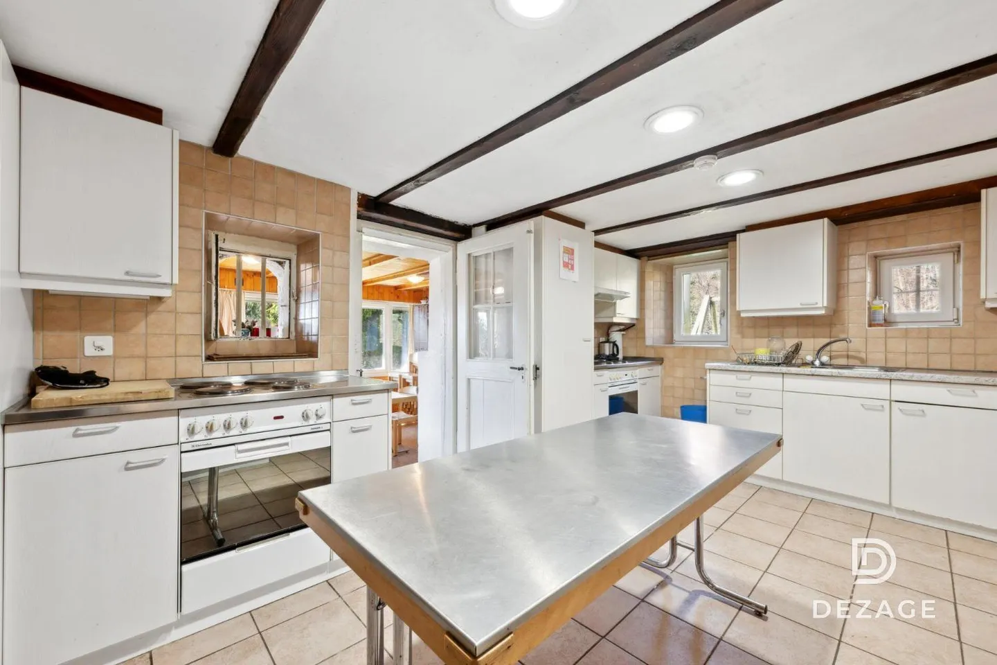 Magnificent House for Renovation in the Heart of a Preserved Natural Landscape - Photo 8 of 12