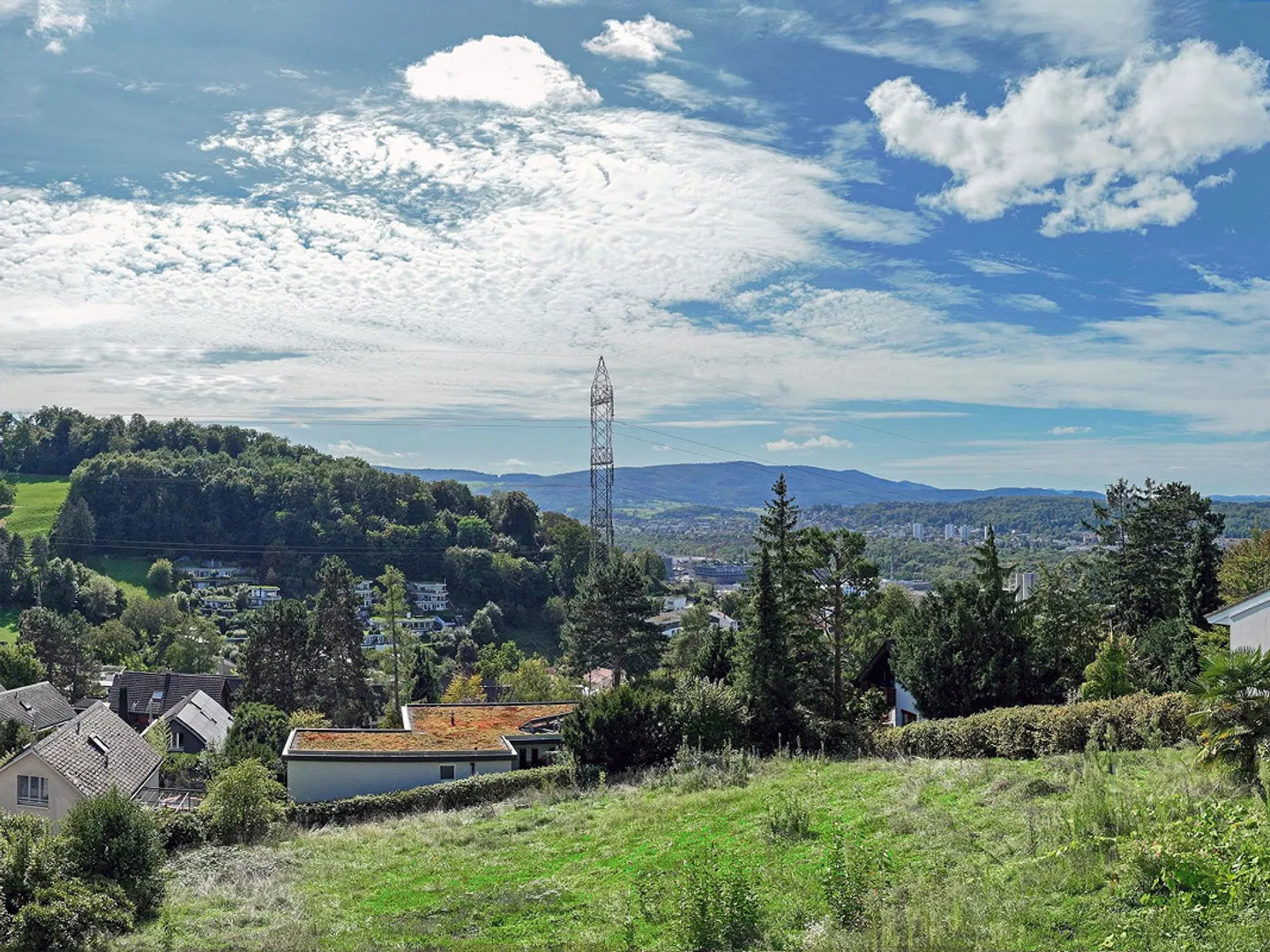Freistehendes Einfamilienhaus mit Garten (Haus 5) in Münchenstein - Foto 7 von 7