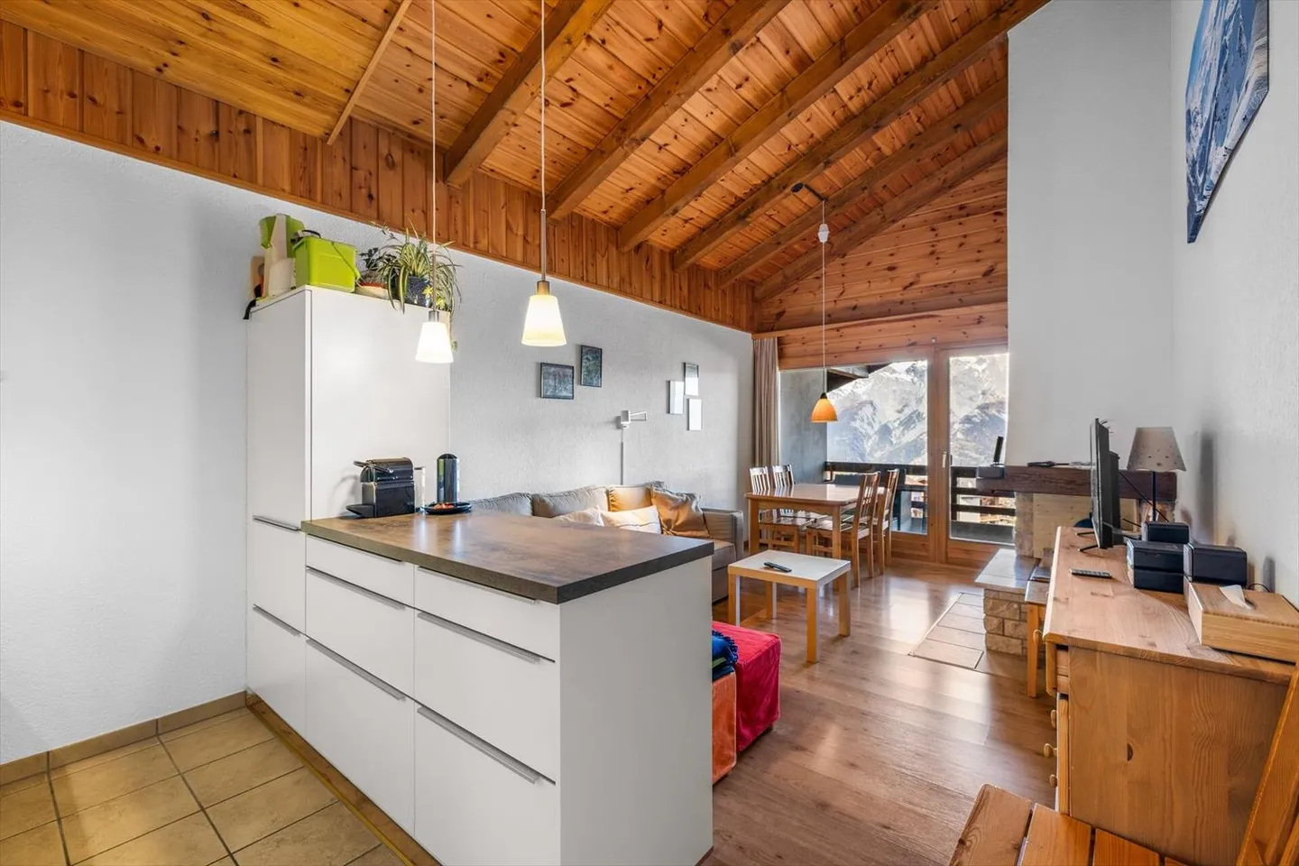 Bellissimo appartamento mansardato Ski-in Ski-out - Foto 1 di 13