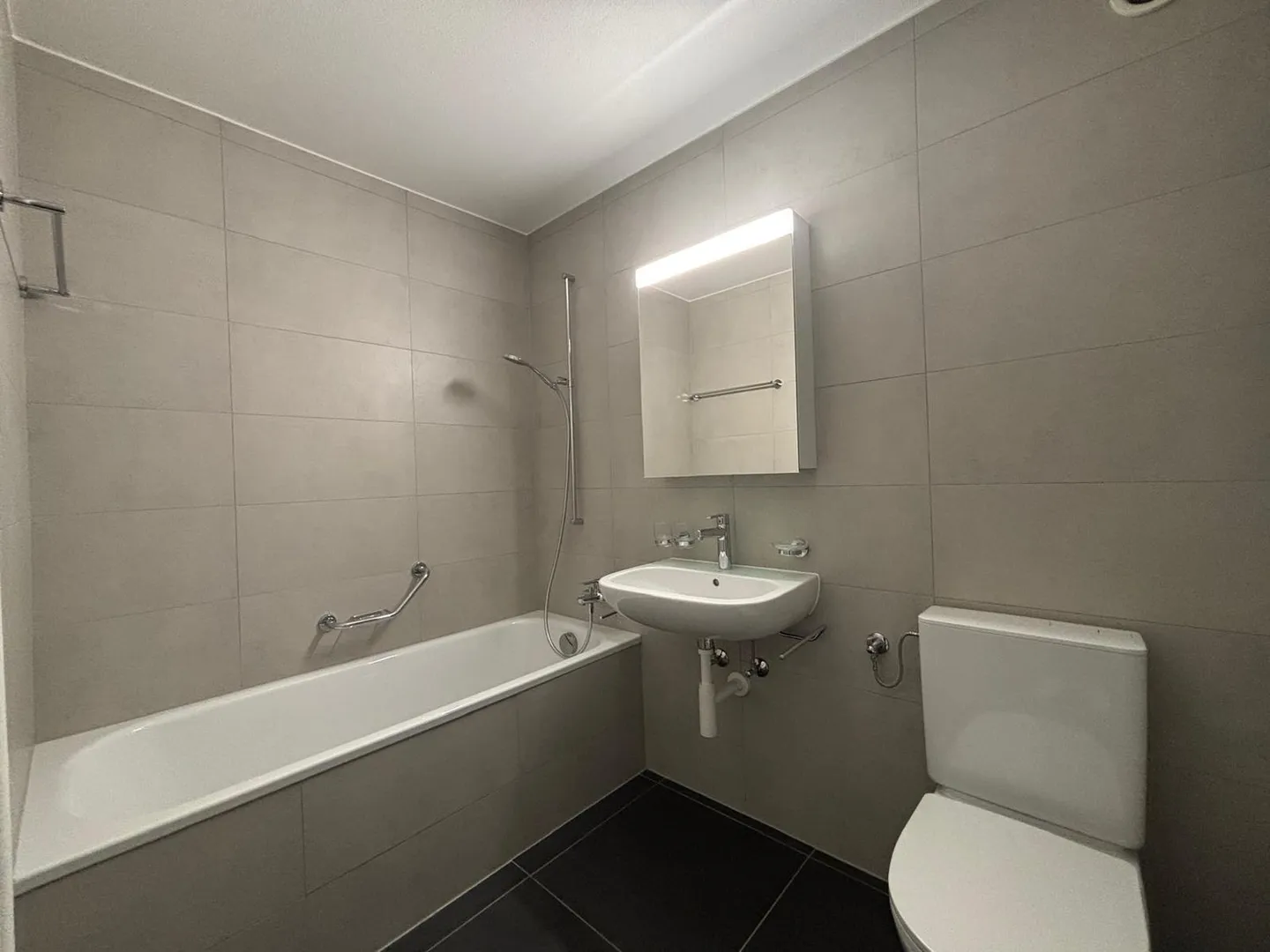 For rent: Charming 3-room apartment in Le Landeron - Photo 8 of 8