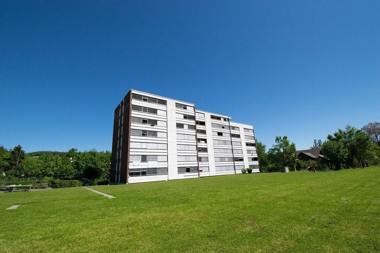 Central and yet in the green - Photo 12 of 12