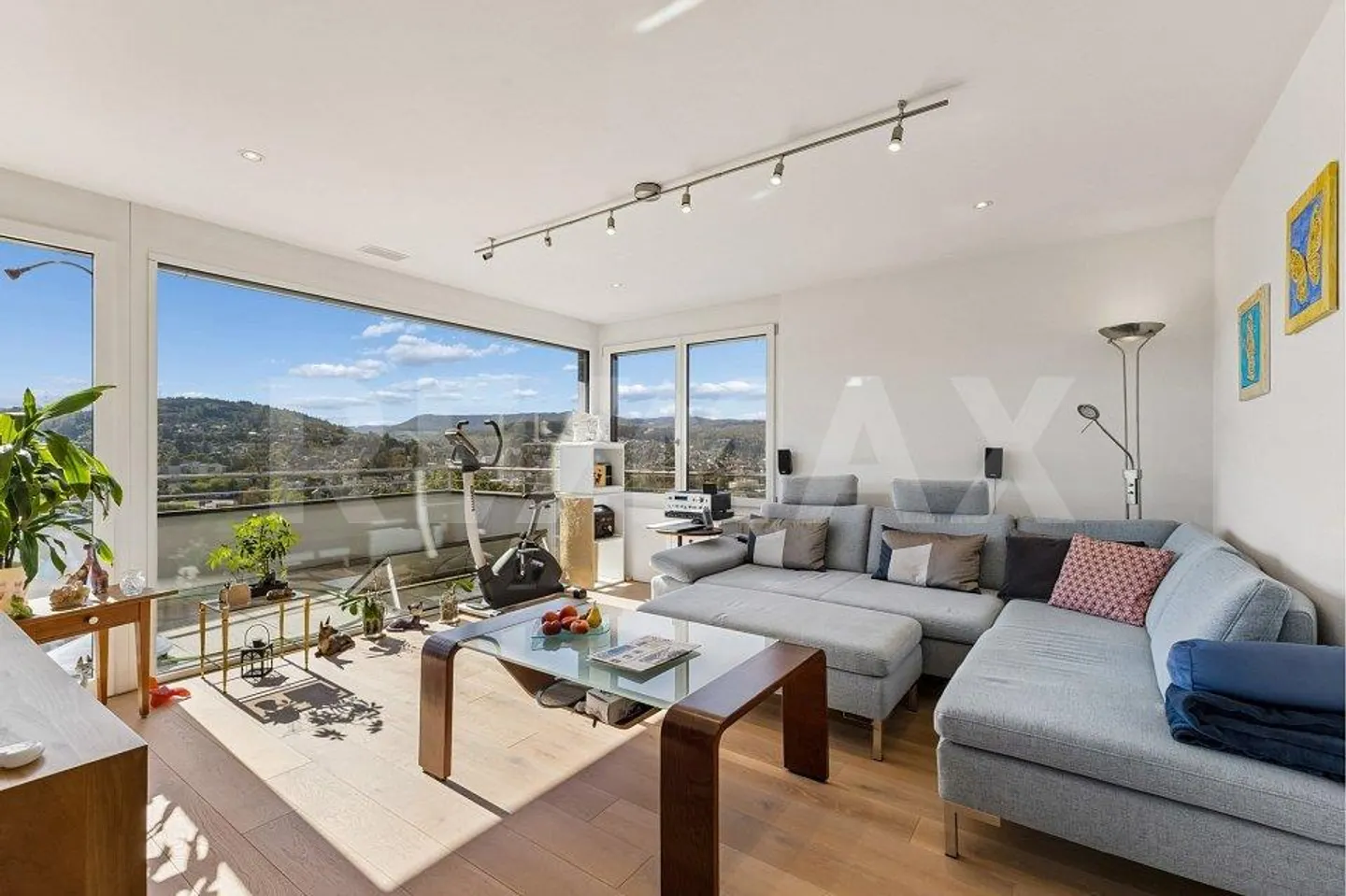 Living with a View - Exclusive Terrace Apartment in a Privileged Sunny Location - Photo 10 of 13