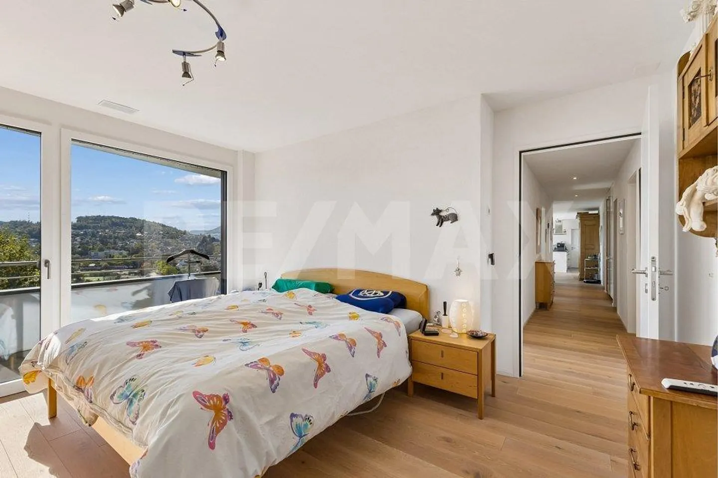 Living with a View - Exclusive Terrace Apartment in a Privileged Sunny Location - Photo 12 of 13