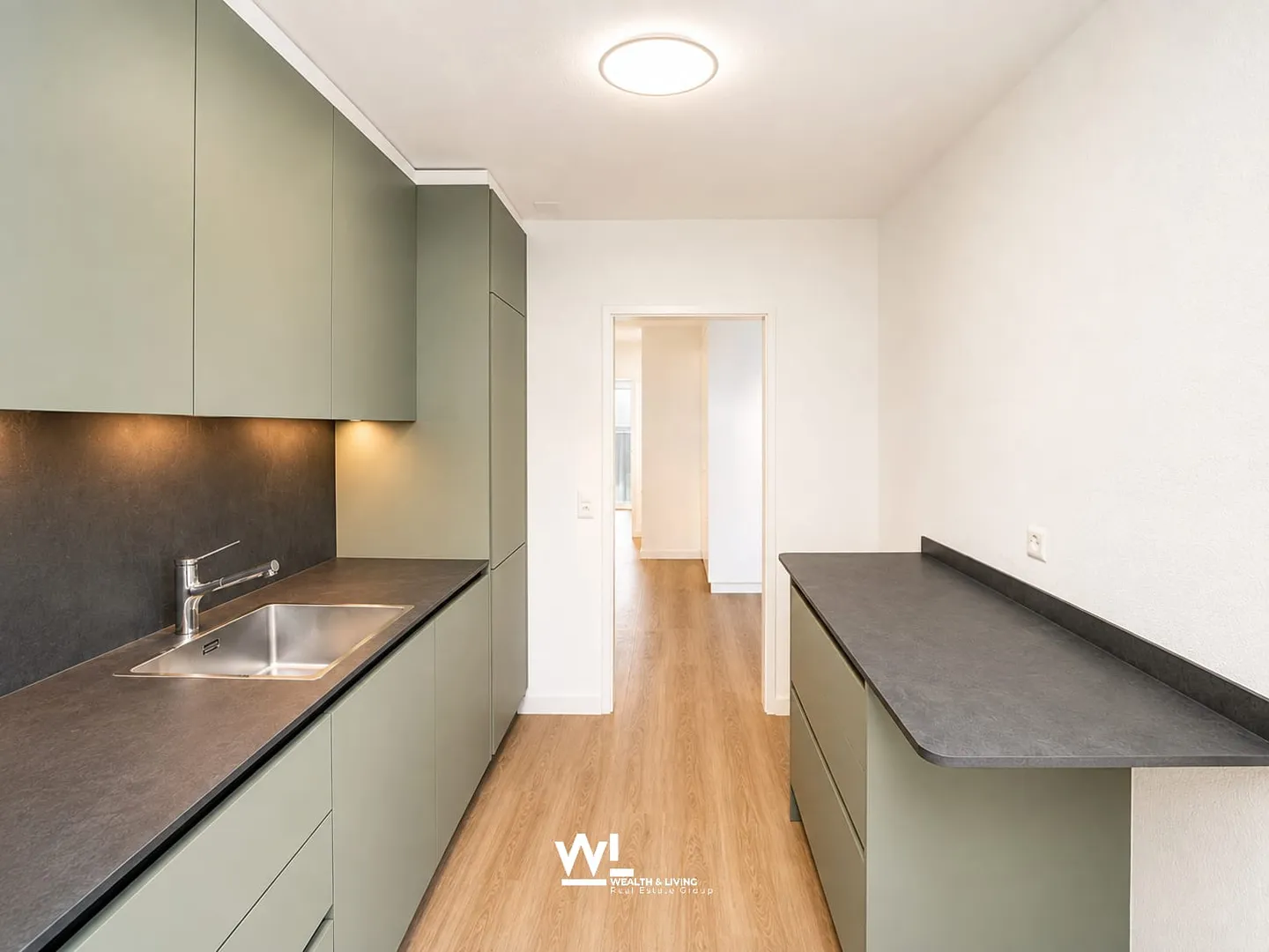 Bright Apartment with Garden in Ascona - Photo 1 of 13
