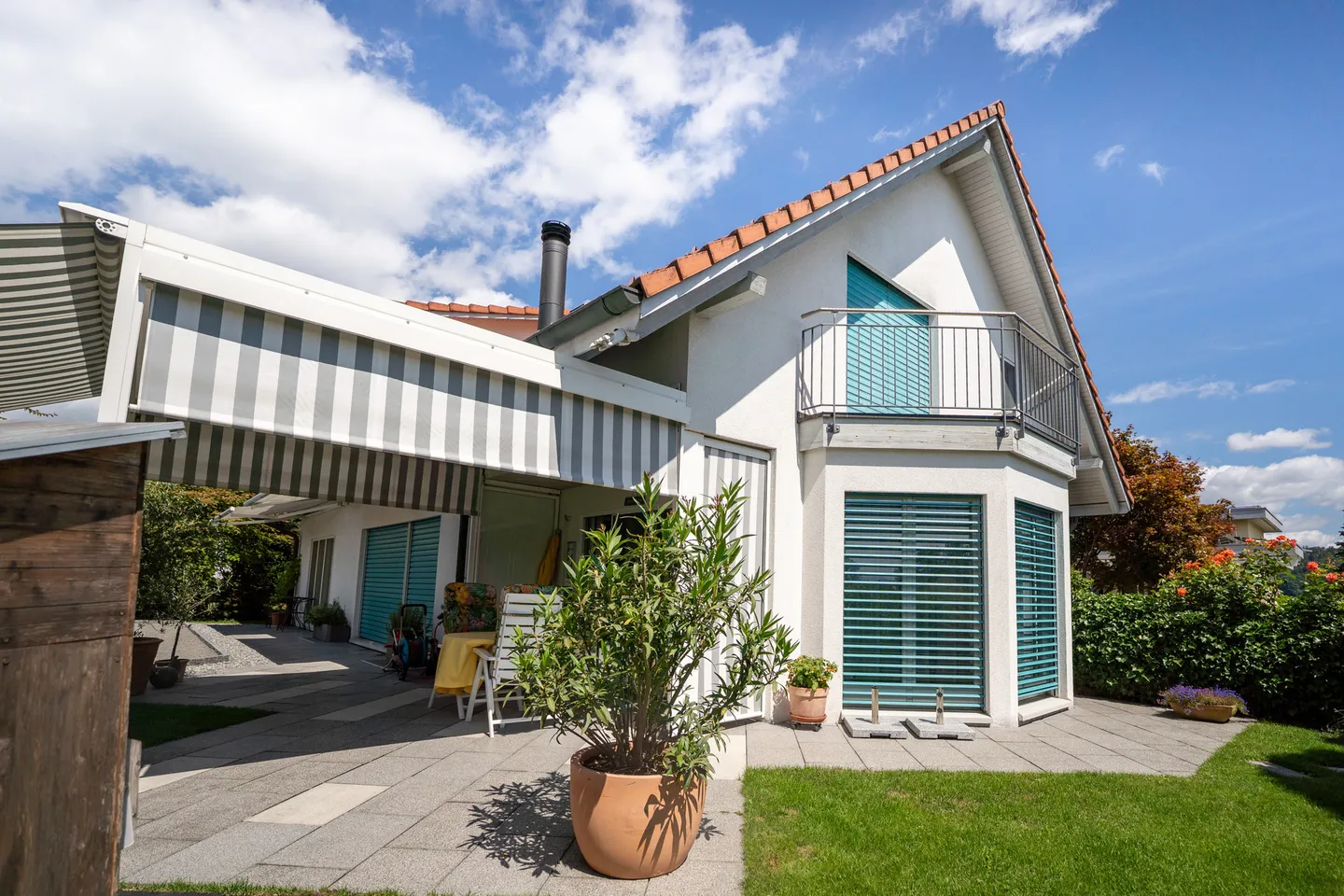 Casa unifamiliare esclusiva in una posizione tranquilla - Foto 1 di 31