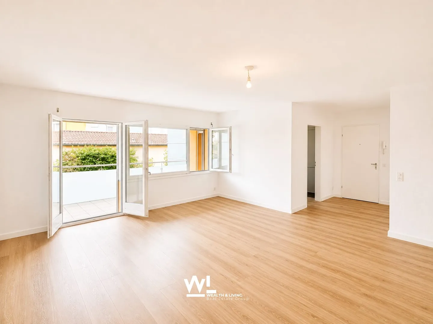 Bright Apartment with Garden in Ascona - Photo 6 of 13