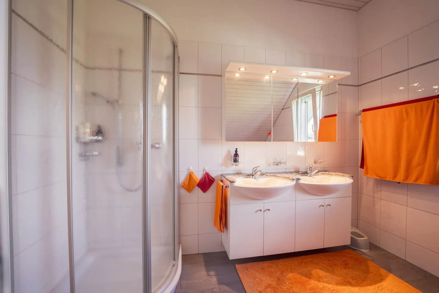 Casa unifamiliare esclusiva in una posizione tranquilla - Foto 19 di 31