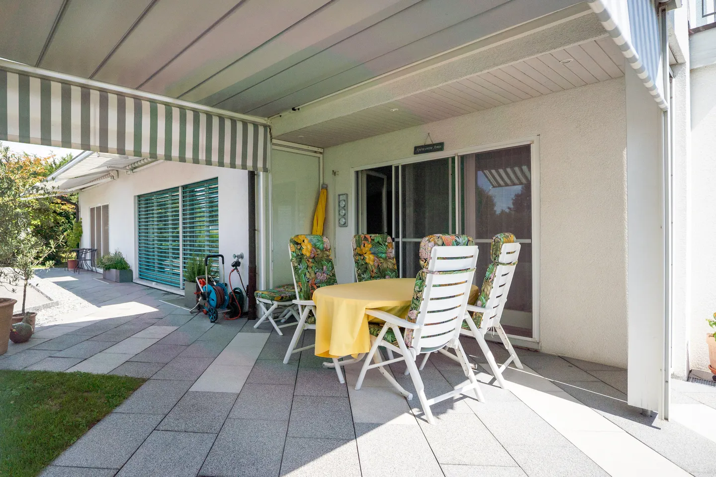Casa unifamiliare esclusiva in una posizione tranquilla - Foto 8 di 31
