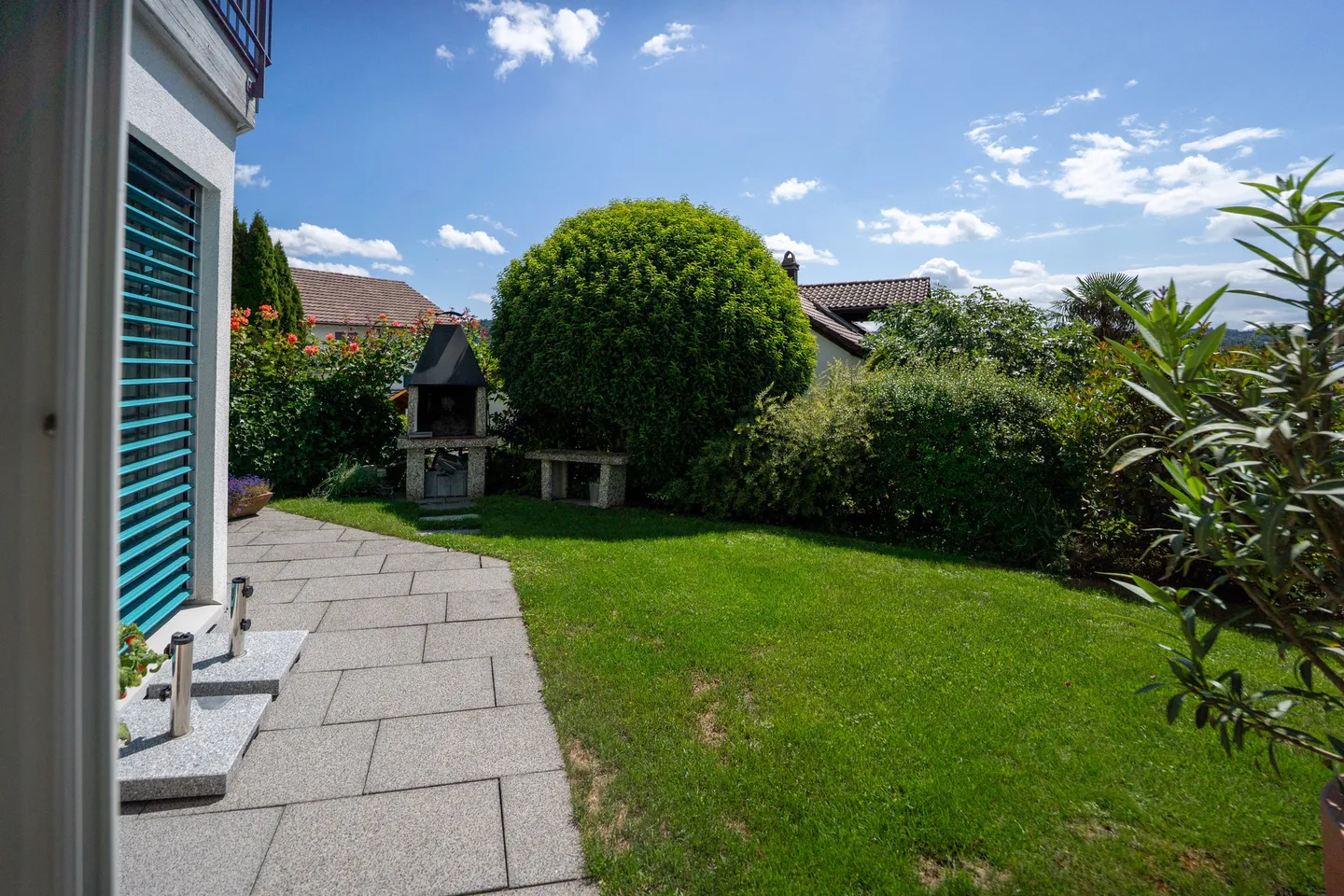 Casa unifamiliare esclusiva in una posizione tranquilla - Foto 10 di 31