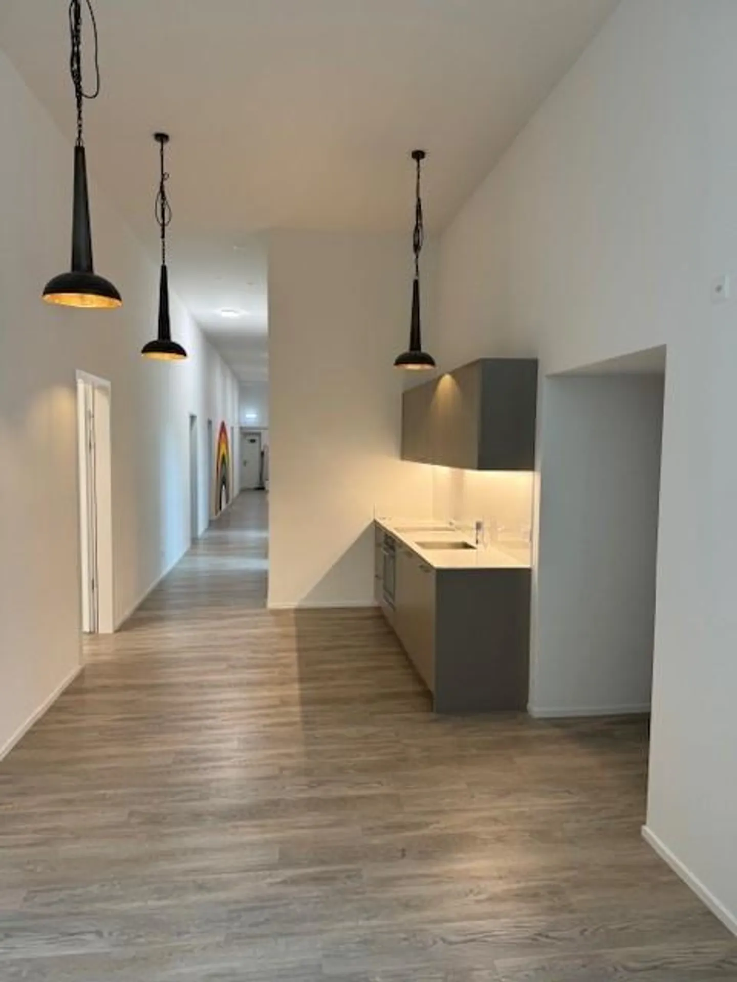 Vielseitiger Büroraum - Foto 4 von 5