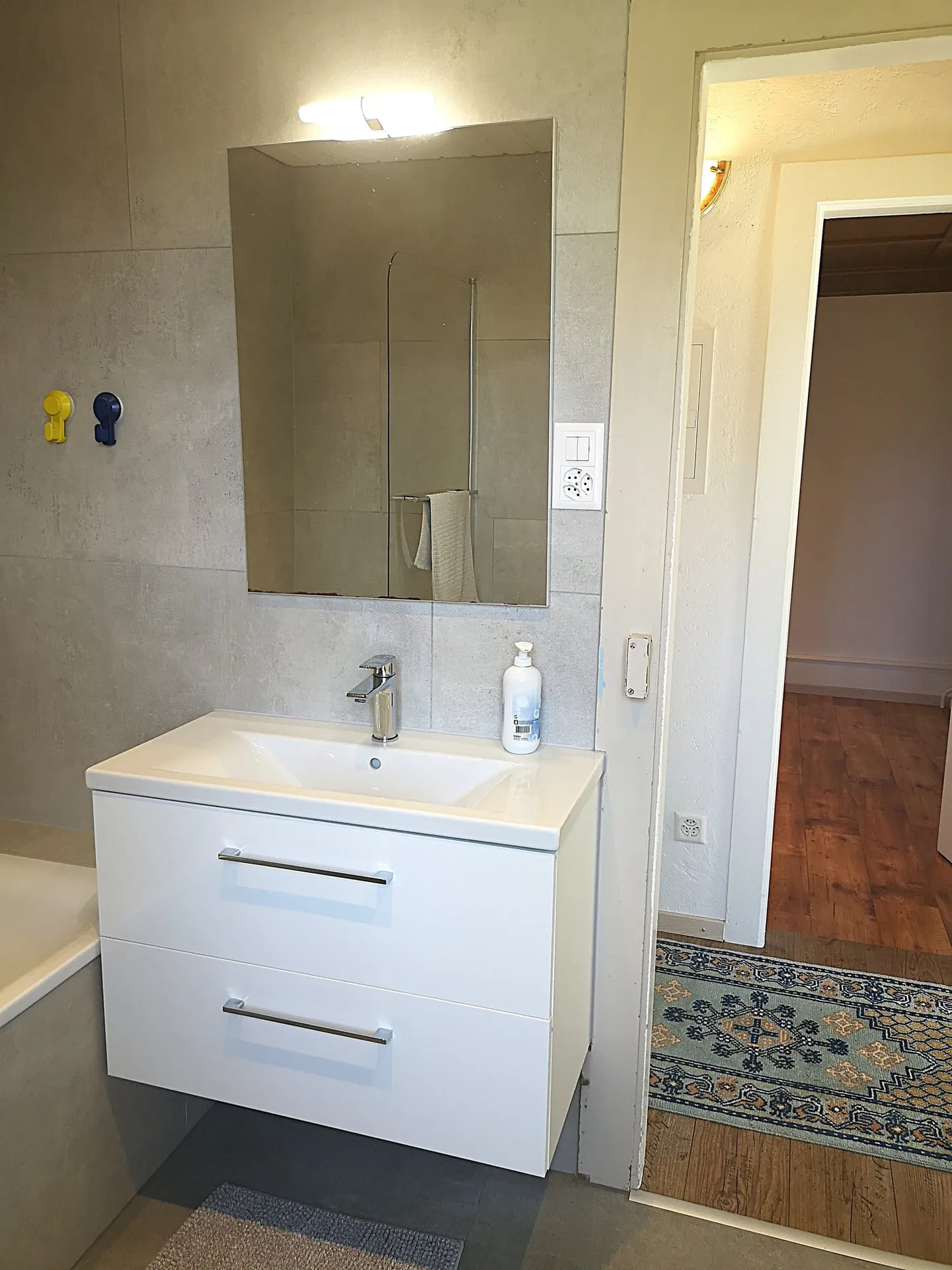 Grande casa familiare con 8,5 stanze a Lajoux, possibilità di affittare camere per gli ospiti - Foto 34 di 63