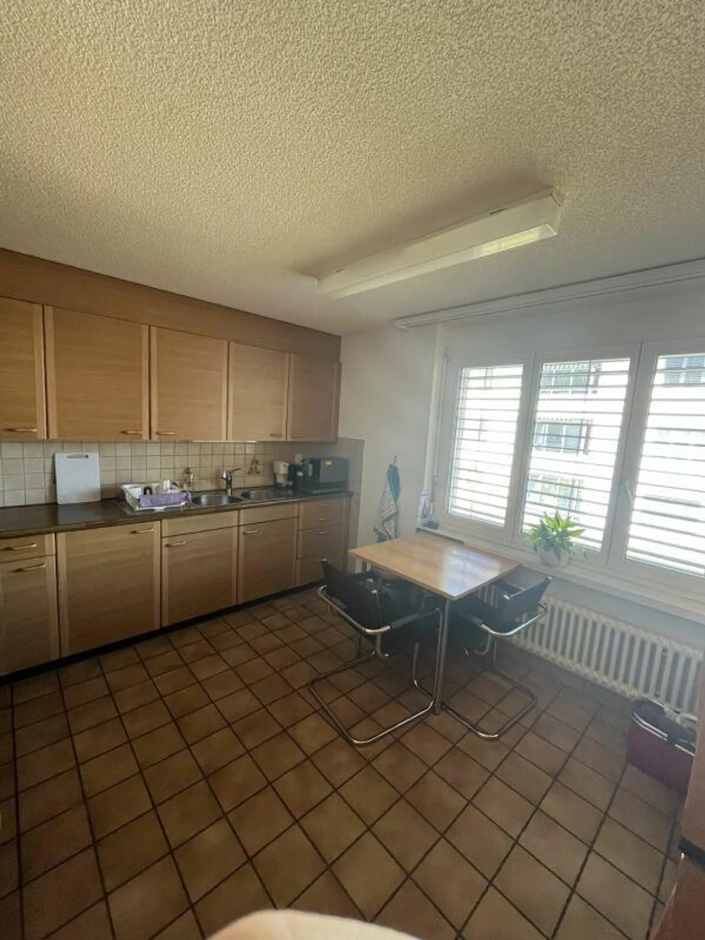 Spazioso appartamento in una posizione centrale - Foto 8 di 10