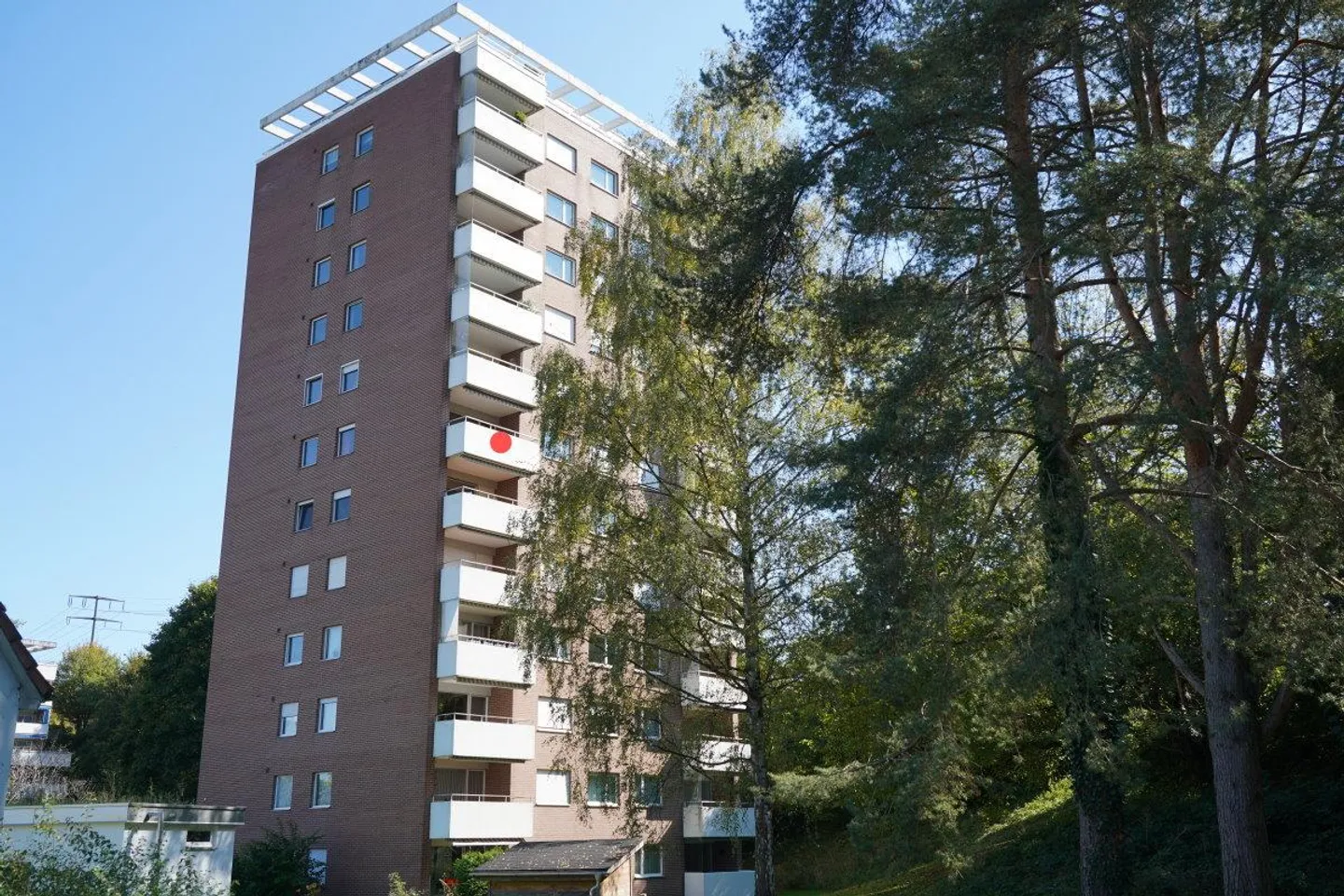 Appartement 4 pièces central avec ascenseur - Photo 1 sur 8