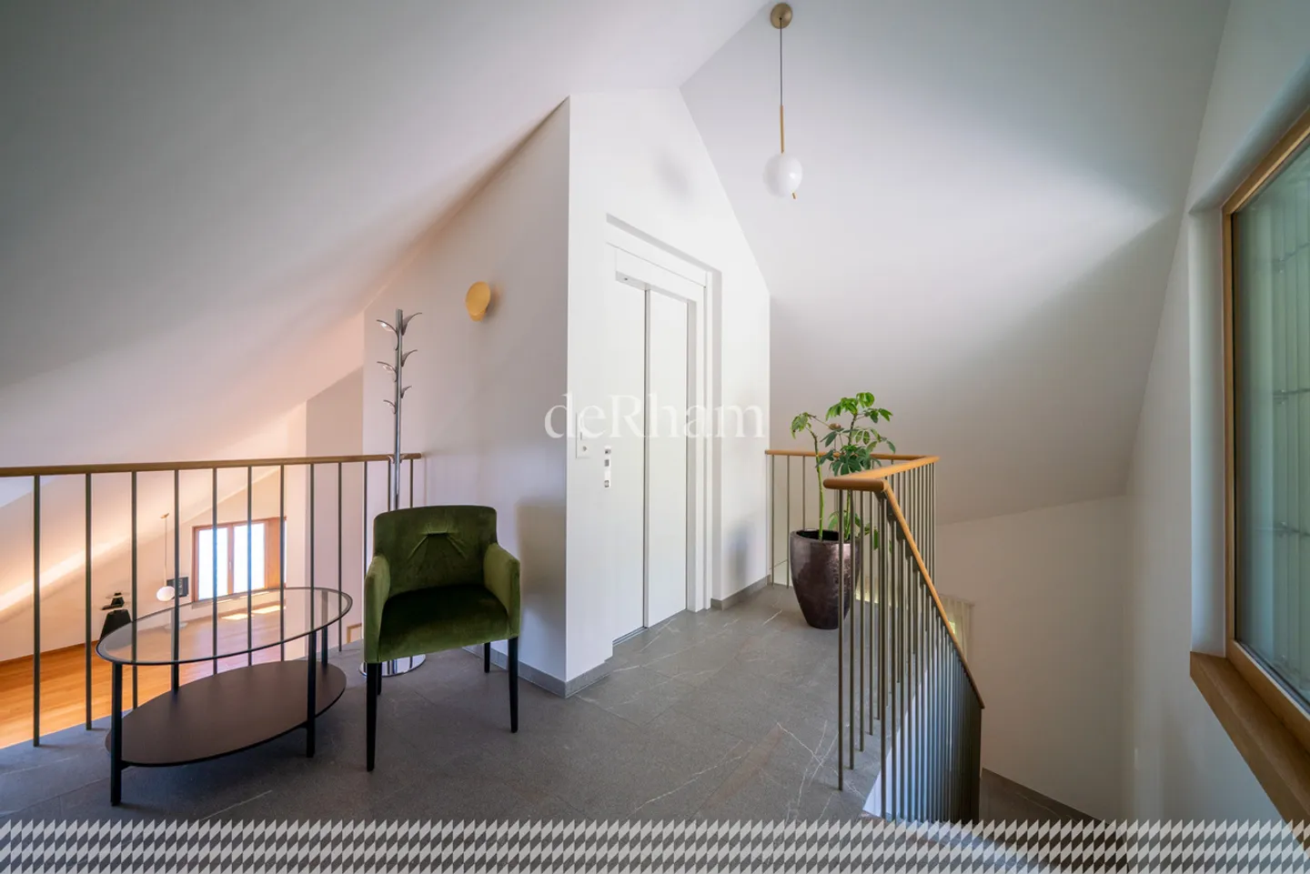 Moderne Villa mit privatem Strand - Foto 6 von 9